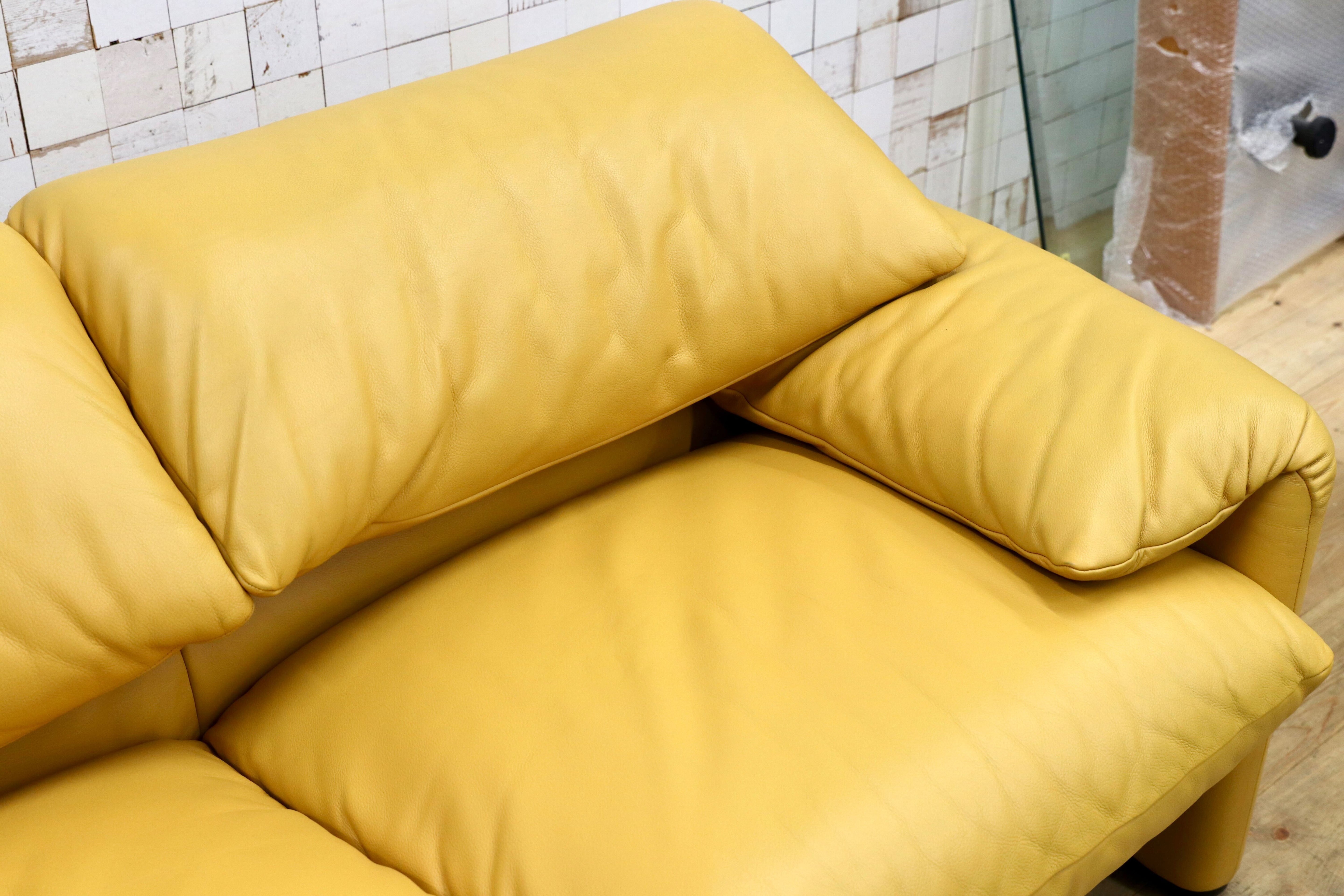 GMIK889○Cassina / カッシーナ MARALUNGA マラルンガ 3人掛けソファ トリプルソファ マスタードイエロー ヴィコ マジストレッティ 約262万