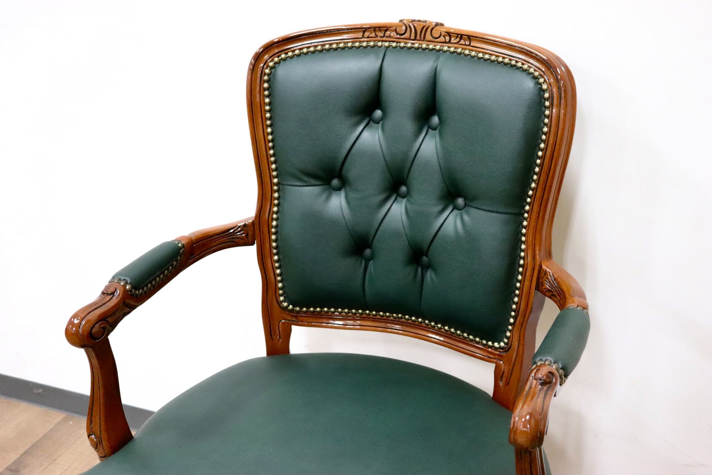 GMGH291A○ATTICA FURNITURE イタリア製 クラシック アームチェア ダイニングチェア ヨーロピアン 鋲打ち 猫脚 合皮 定価約8万 展示品