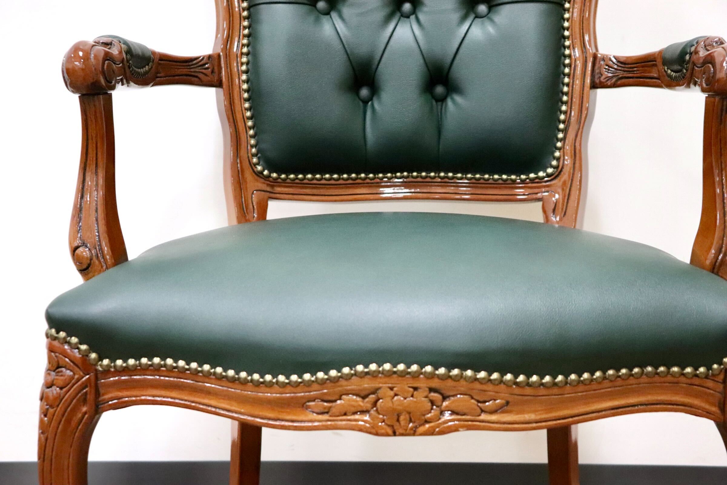 GMGH291A○ATTICA FURNITURE イタリア製 クラシック アームチェア ダイニングチェア ヨーロピアン 鋲打ち 猫脚 合皮 定価約8万 展示品