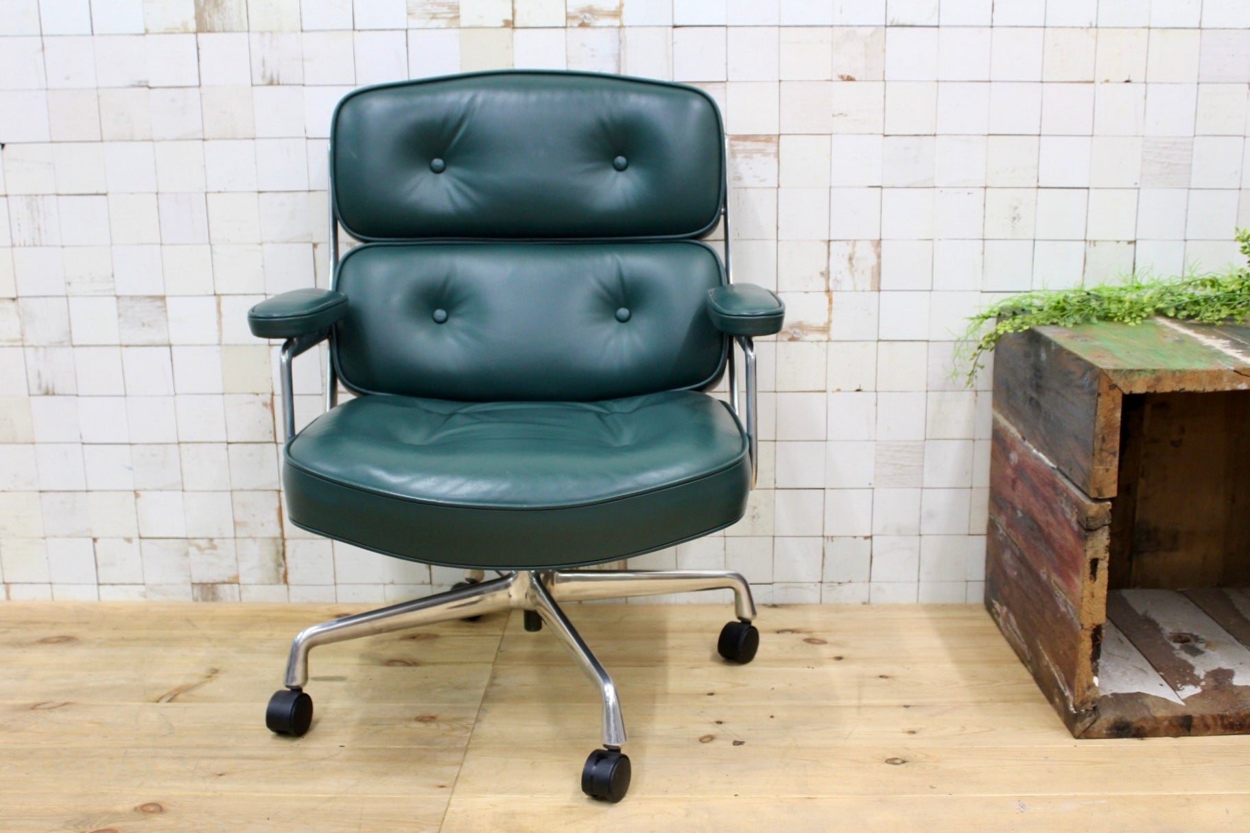 GMJO87L○Herman Miller / ハーマンミラー イームズ エグゼクティブチェア タイムライフチェア 本革 グリーン チャールズ&レイ 定価約95万