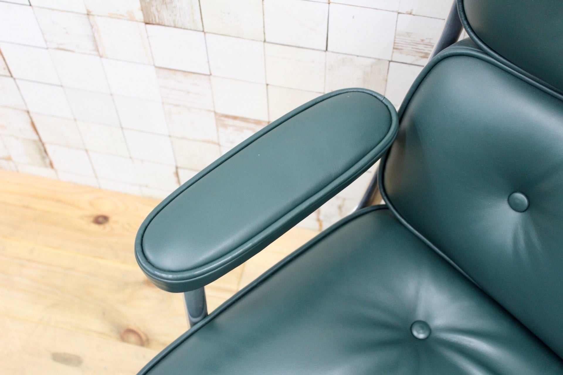 GMJO87L○Herman Miller / ハーマンミラー イームズ エグゼクティブチェア タイムライフチェア 本革 グリーン チャールズ&レイ 定価約95万