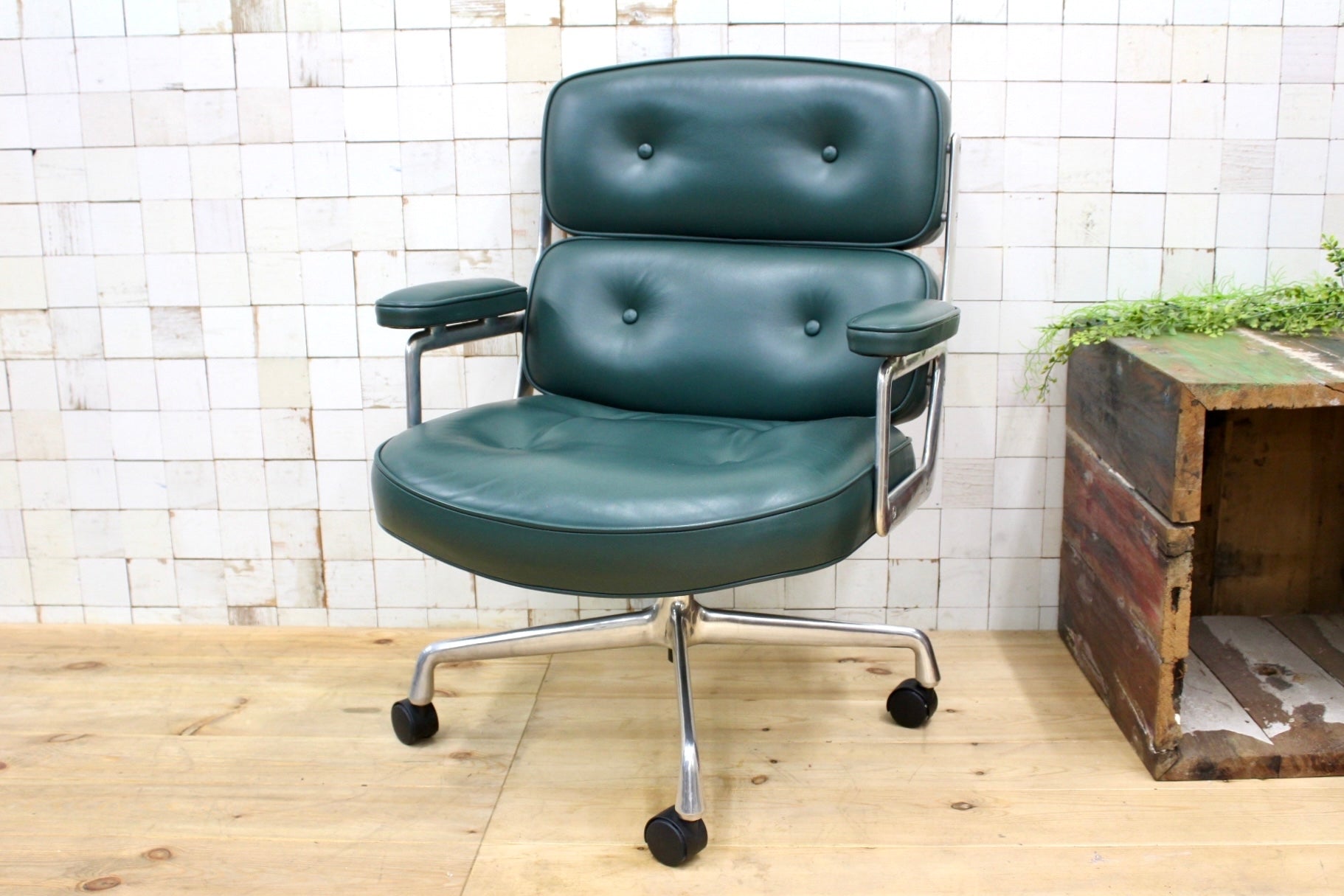 GMJO87P○Herman Miller / ハーマンミラー イームズ エグゼクティブチェア タイムライフチェア 本革 グリーン チャールズ&レイ 定価約95万