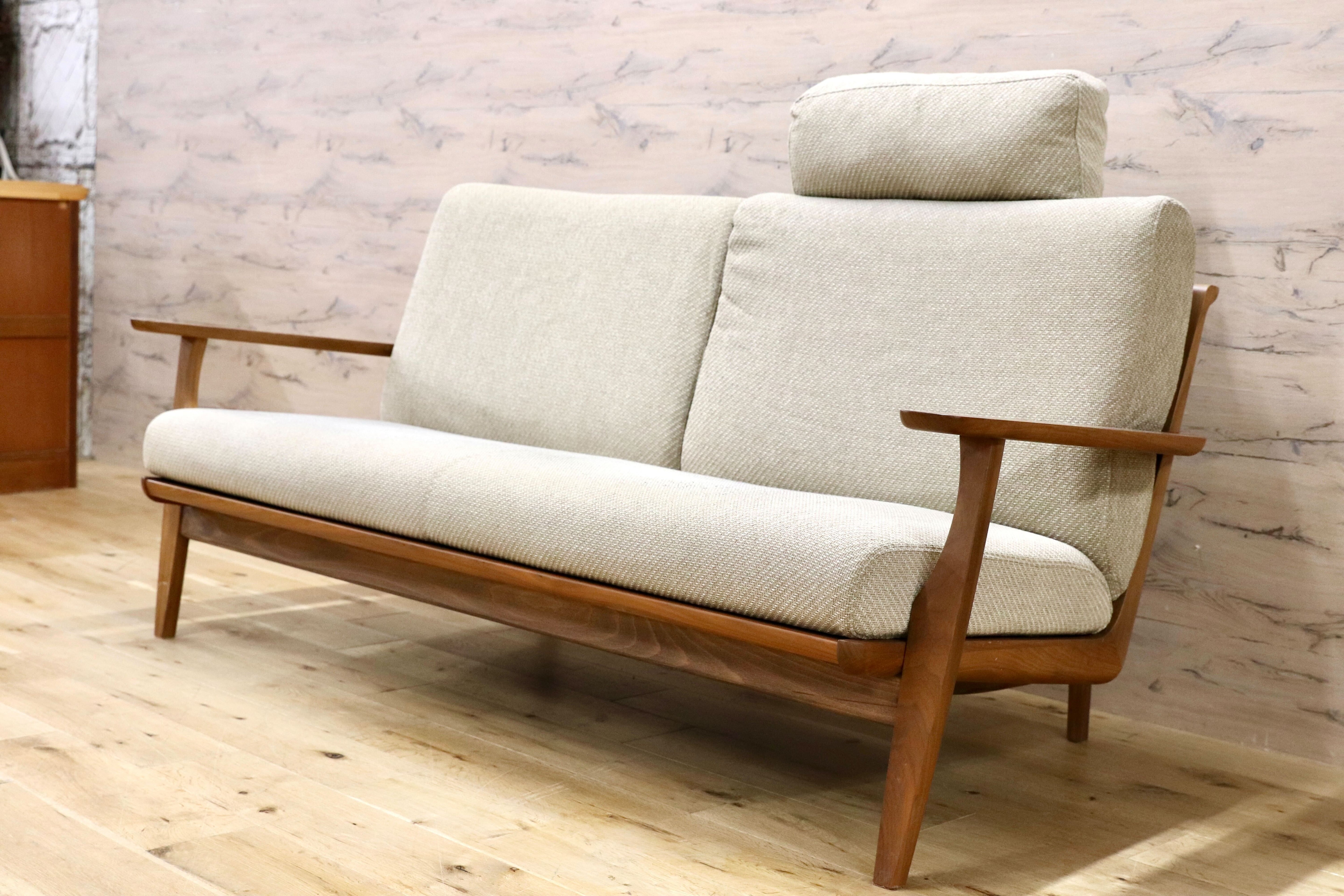 GMIH486○karimoku / カリモク WU6162 2人掛けソファ ラブソファ ウォールナット材 布張り 定価約36.8万