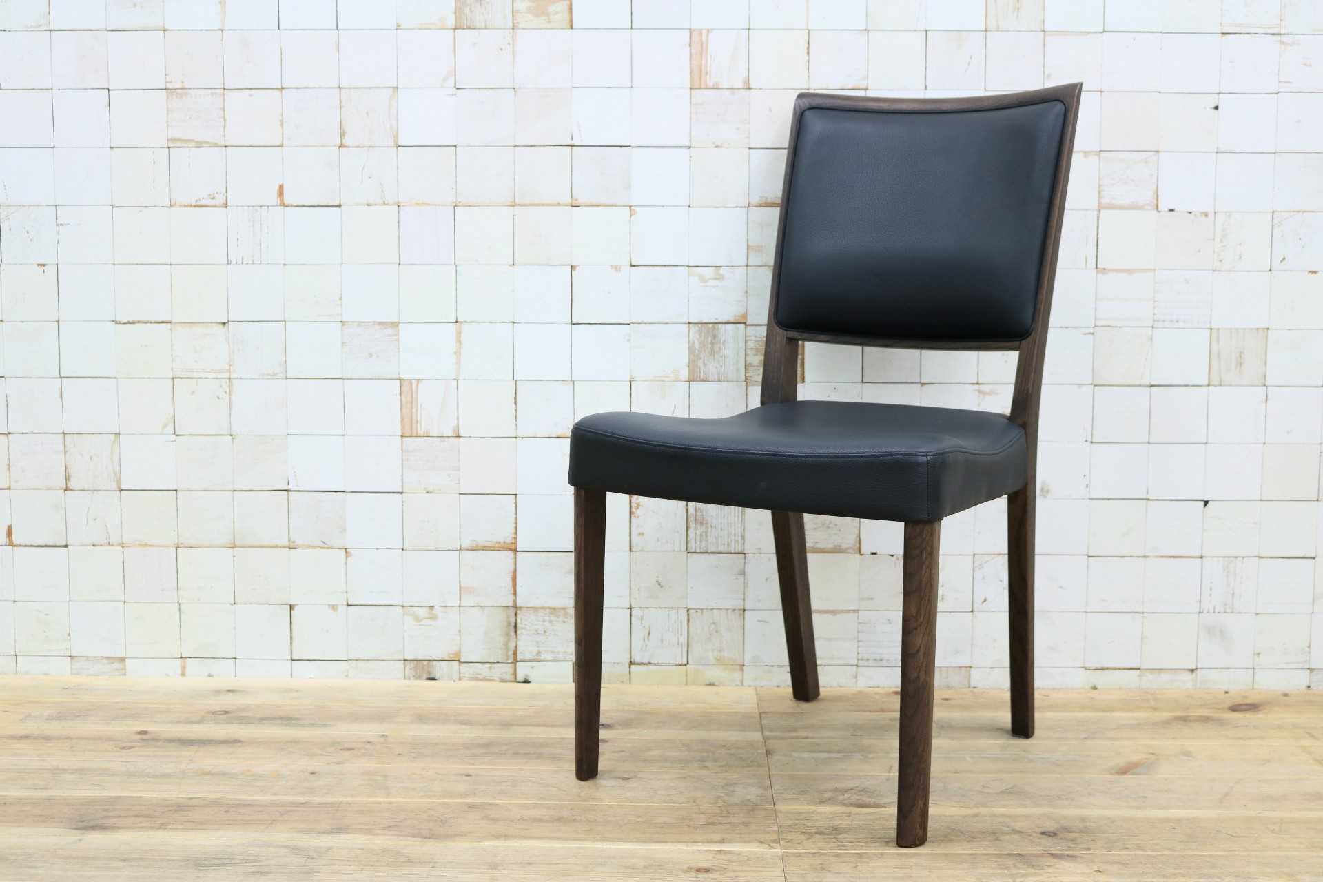 GMIS476B○karimoku / カリモク Chitano チターノ アームレスチェア ダイニングチェア 食卓椅子 レッドオーク 合皮 レザー 木製 国産家具