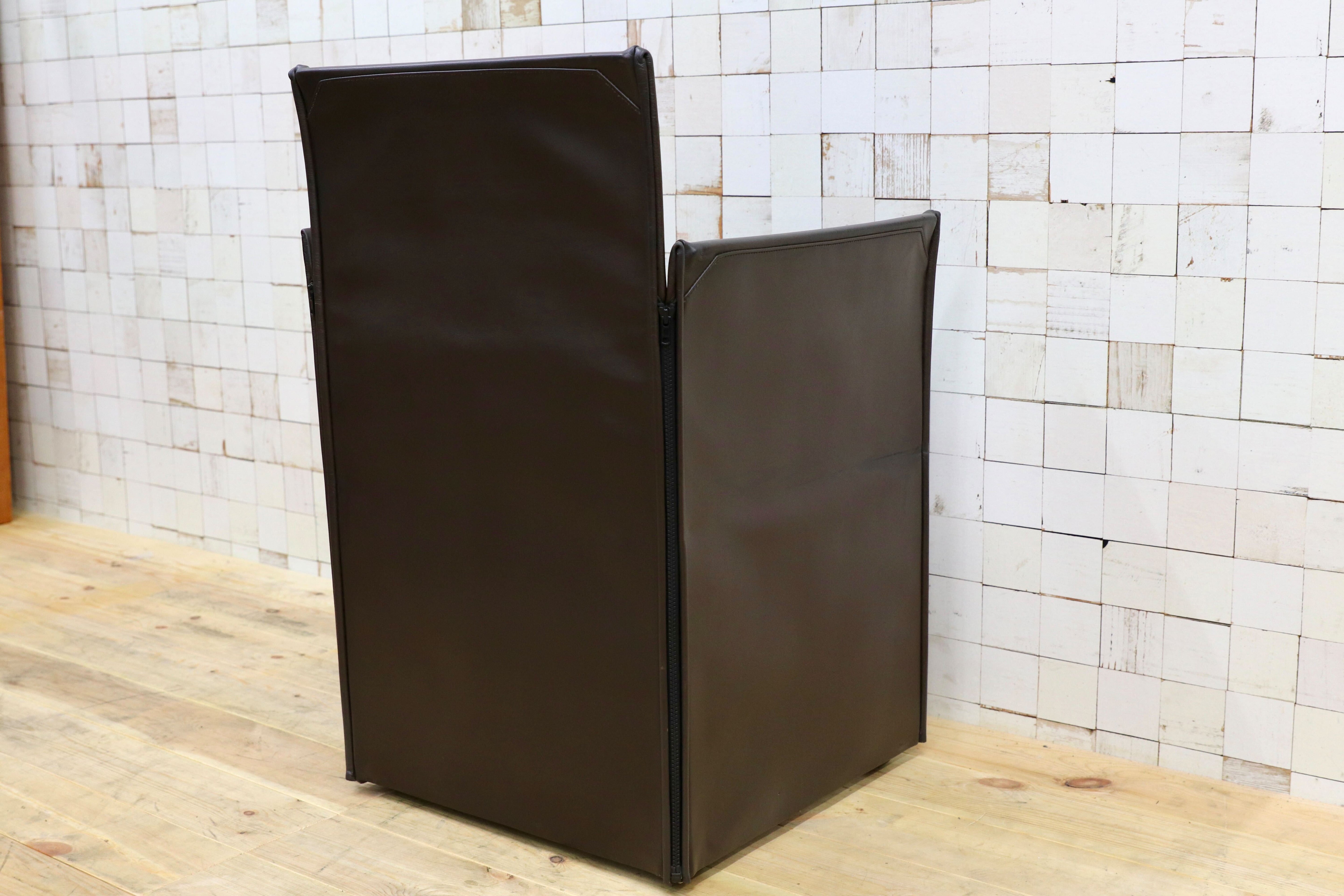 GMHK778A○Cassina / カッシーナ BREAK ブレーク 本革 レザー アームチェア 椅子 キャスター付き マリオ・ベリーニ イタリアモダン 約56万