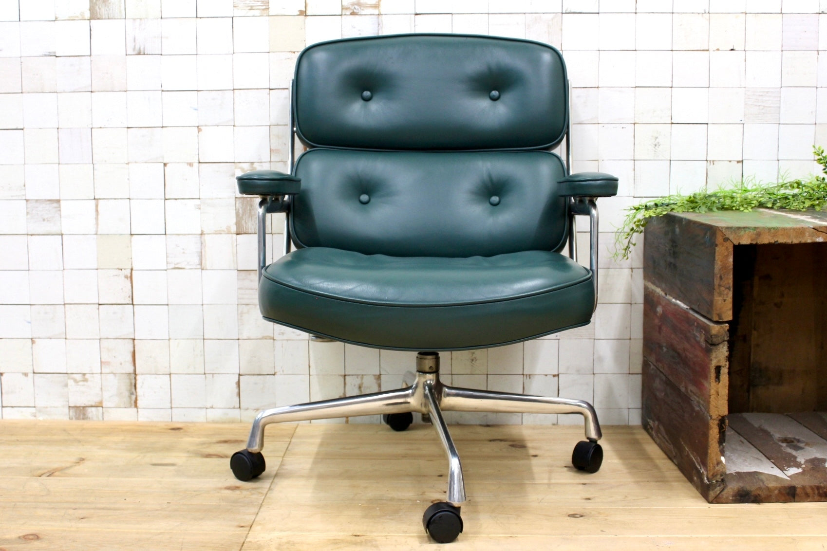 GMJO87R○Herman Miller / ハーマンミラー イームズ エグゼクティブチェア タイムライフチェア 本革 グリーン チャールズ&レイ 定価約95万