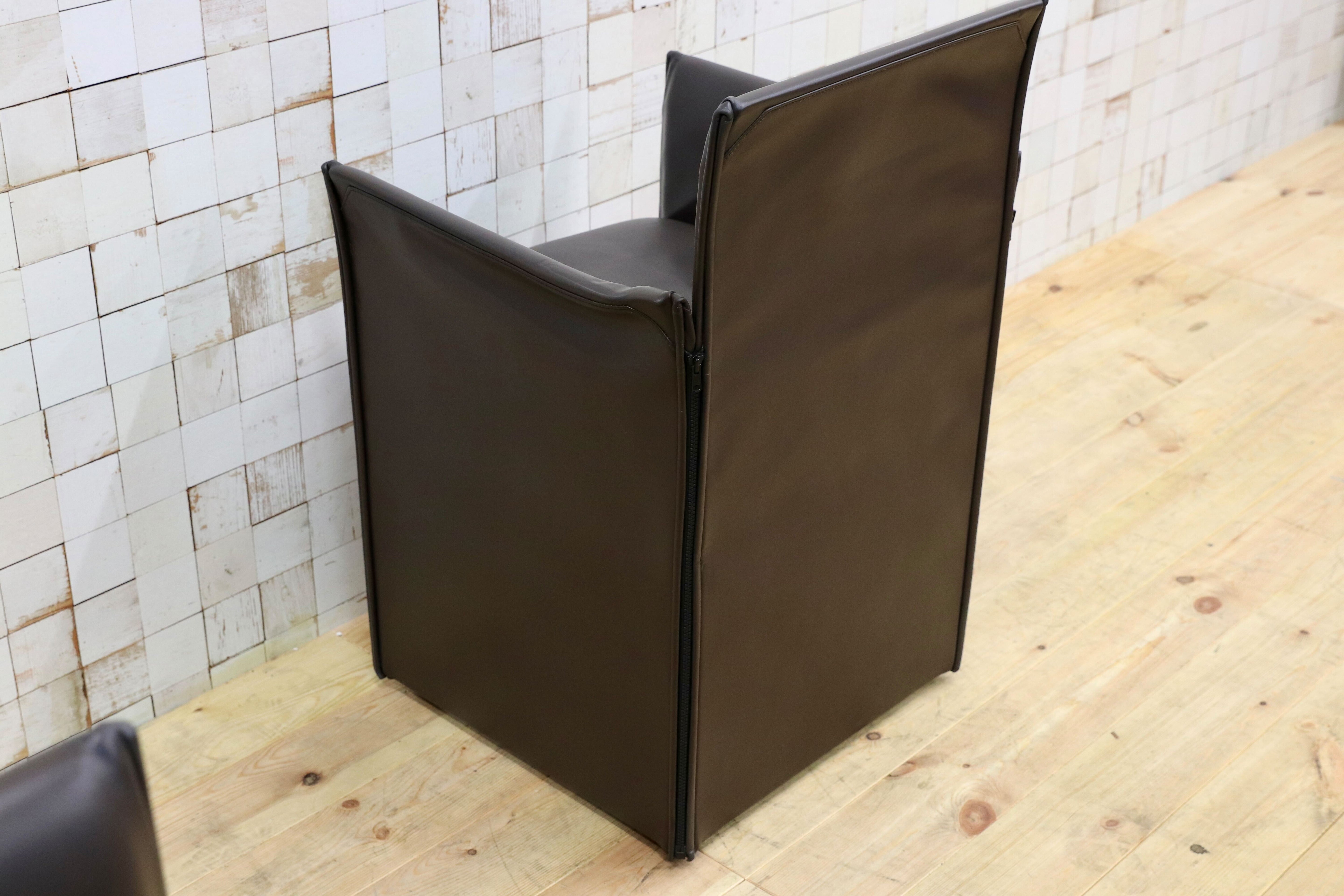 GMHK778A○Cassina / カッシーナ BREAK ブレーク 本革 レザー アームチェア 椅子 キャスター付き マリオ・ベリーニ イタリアモダン 約56万