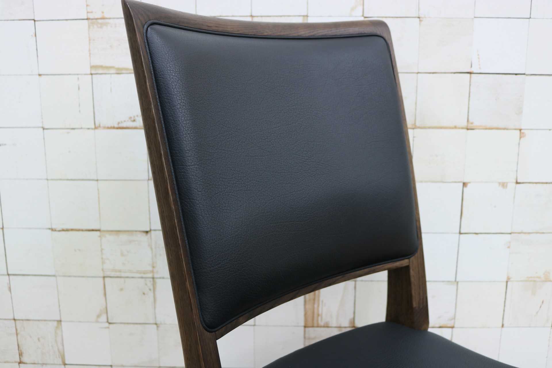 GMIS476B○karimoku / カリモク Chitano チターノ アームレスチェア ダイニングチェア 食卓椅子 レッドオーク 合皮 レザー 木製 国産家具