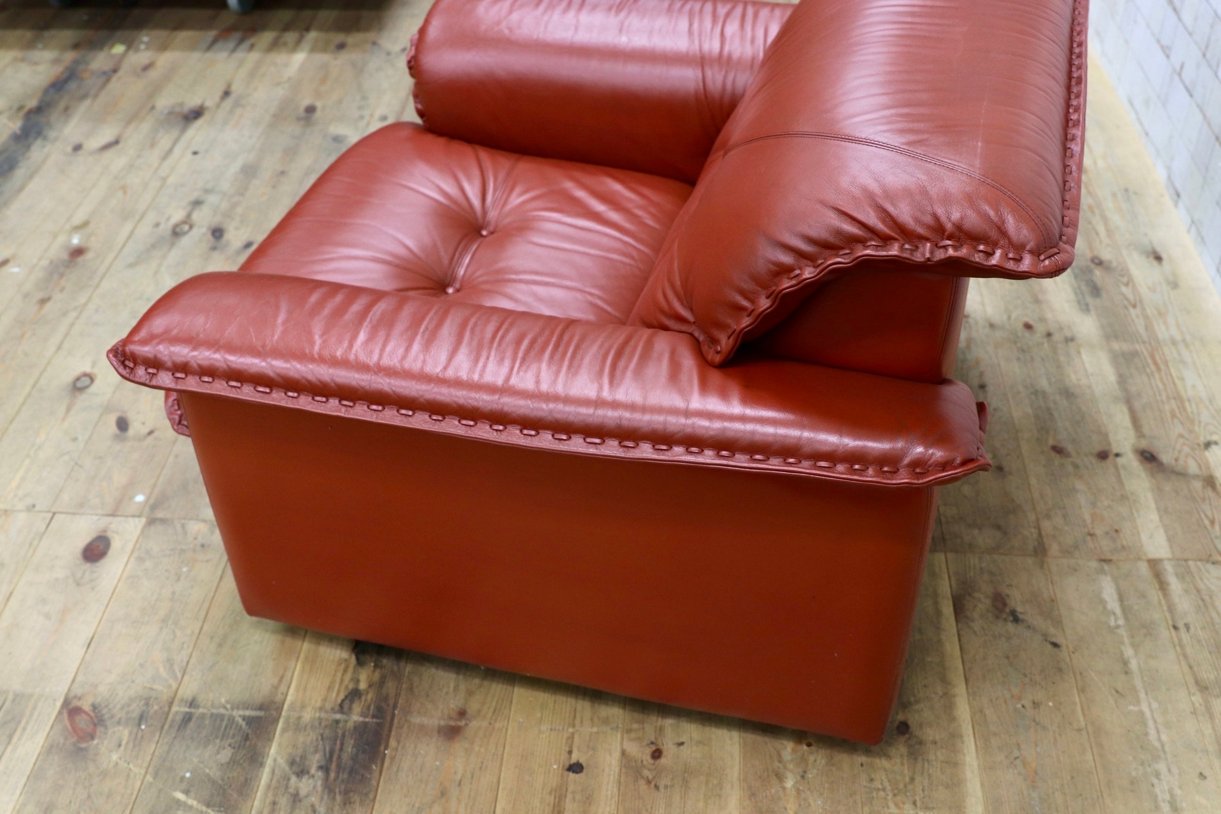 GMJN8A○FUJI FURNITURE / 冨士ファニチア 本革 1人掛けソファ シングルソファ アームチェア 応接ソファ 国産ヴィンテージ 80年代 リペア済