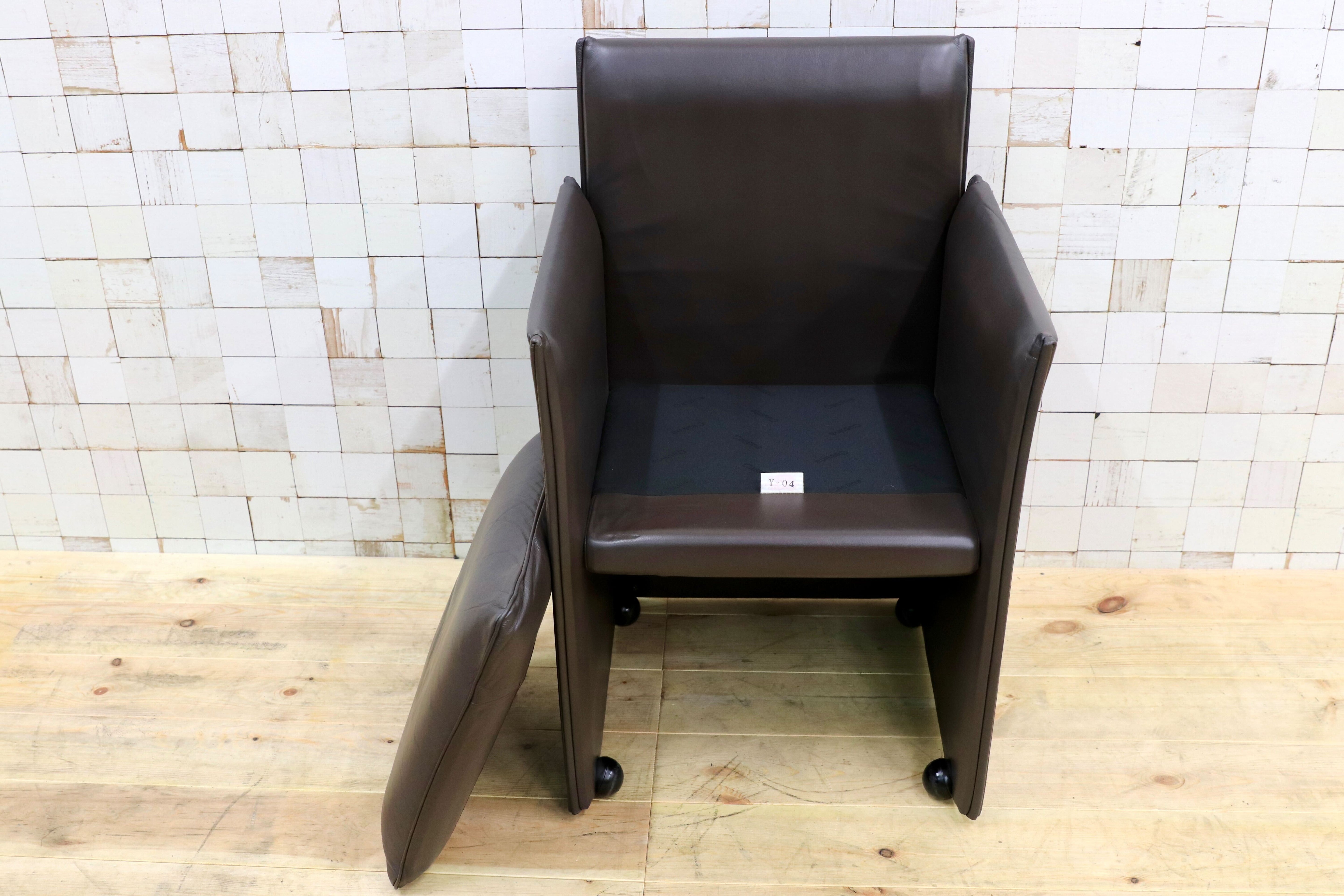 GMHK778C○Cassina / カッシーナ BREAK ブレーク 本革 レザー アームチェア 椅子 キャスター付き マリオ・ベリーニ イタリアモダン 約56万