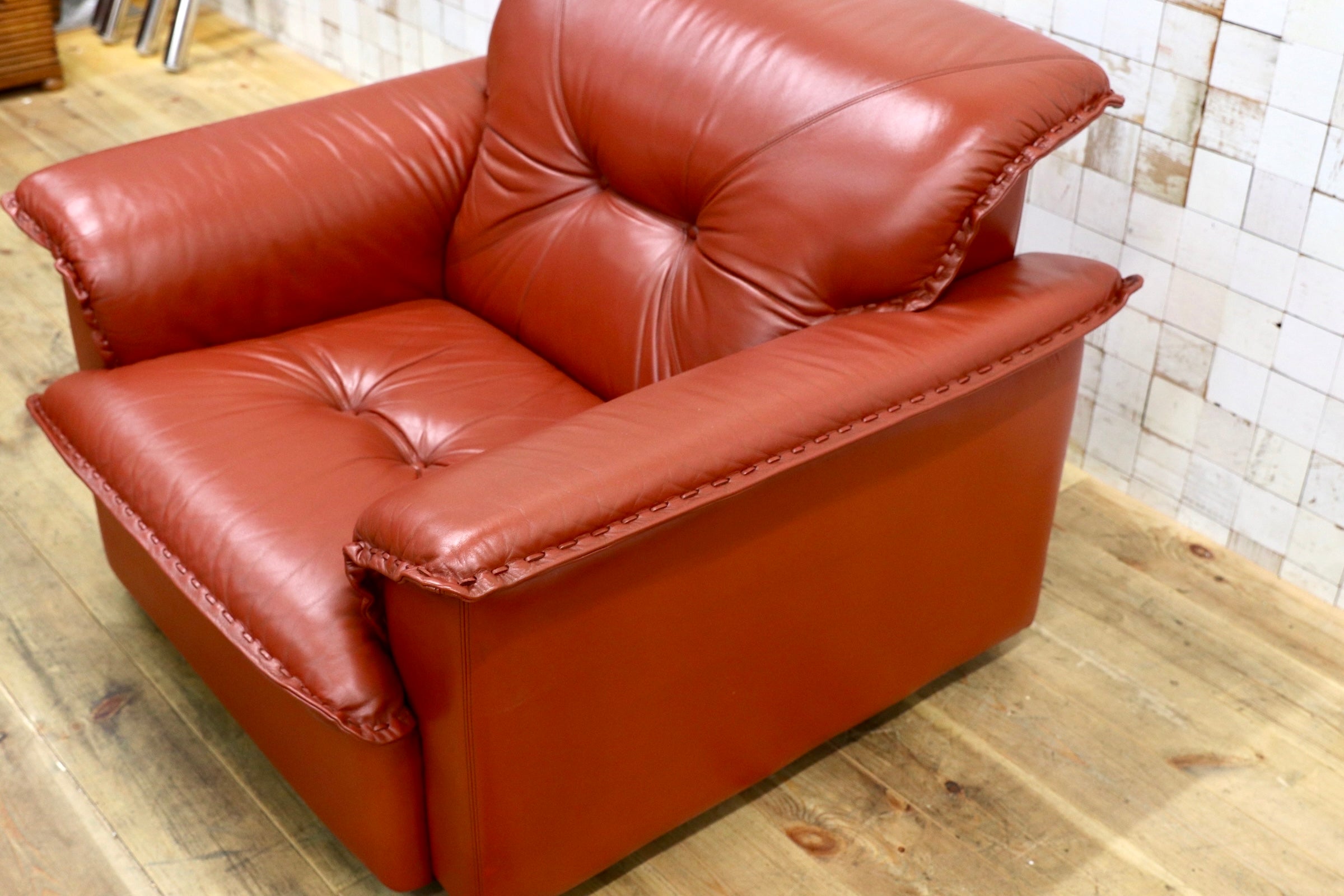 GMJN8B○FUJI FURNITURE / 冨士ファニチア 本革 1人掛けソファ シングルソファ アームチェア 応接ソファ 国産ヴィンテージ 80年代 リペア済