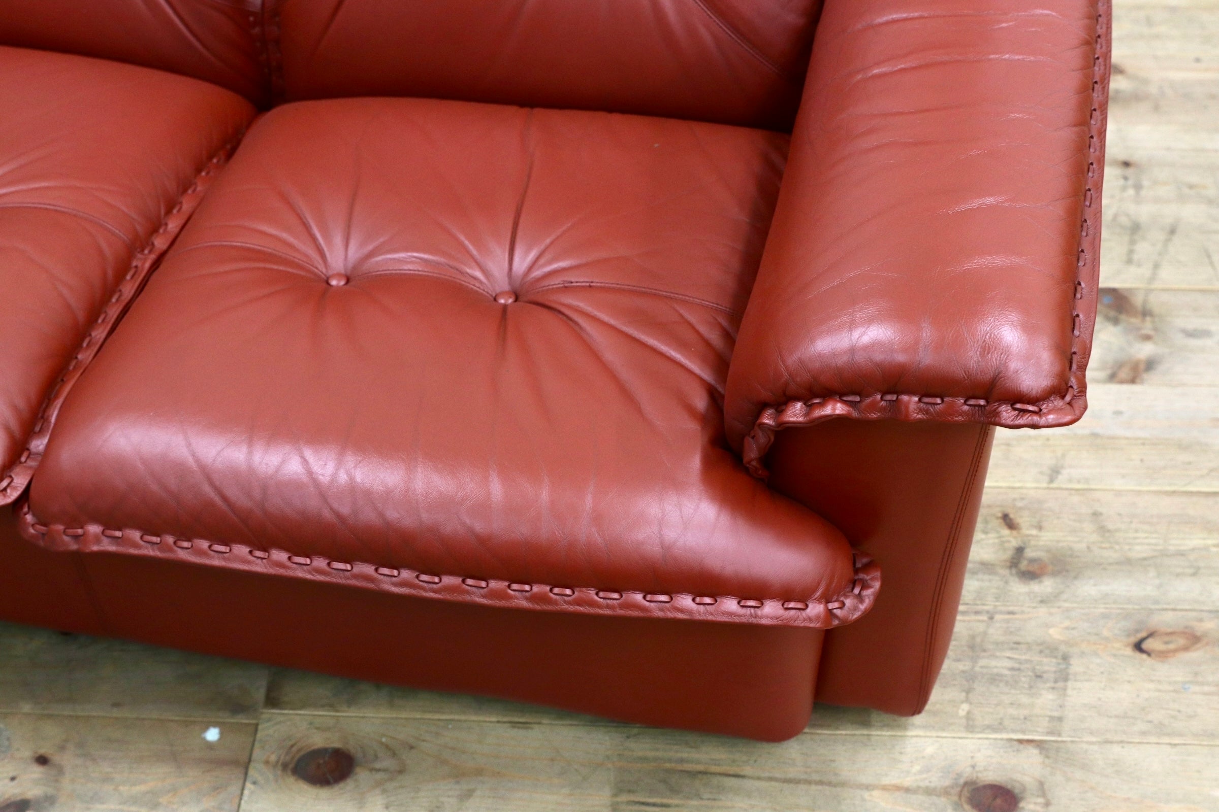 GMJN8C○FUJI FURNITURE / 冨士ファニチア 総本革 3人掛けソファ トリプルソファ 国産家具 ヴィンテージ 80年代 稀少