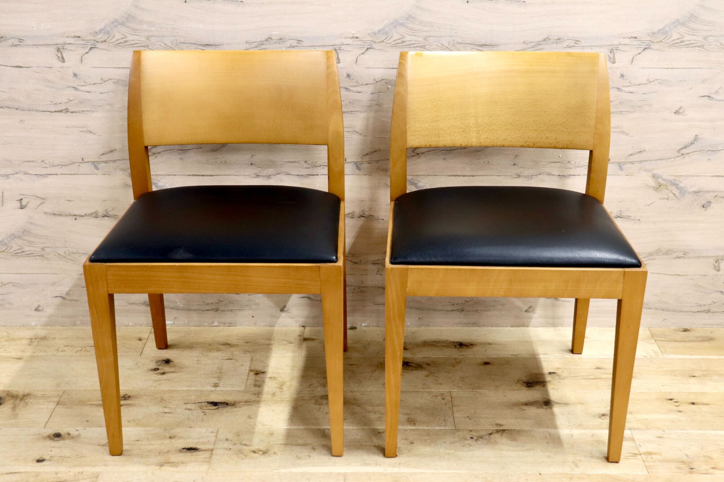 GMIK729A○Andreu World / アンドリュー・ワールド ダイニングチェア 2脚セット 椅子 レザー シンプル モダン スペイン製