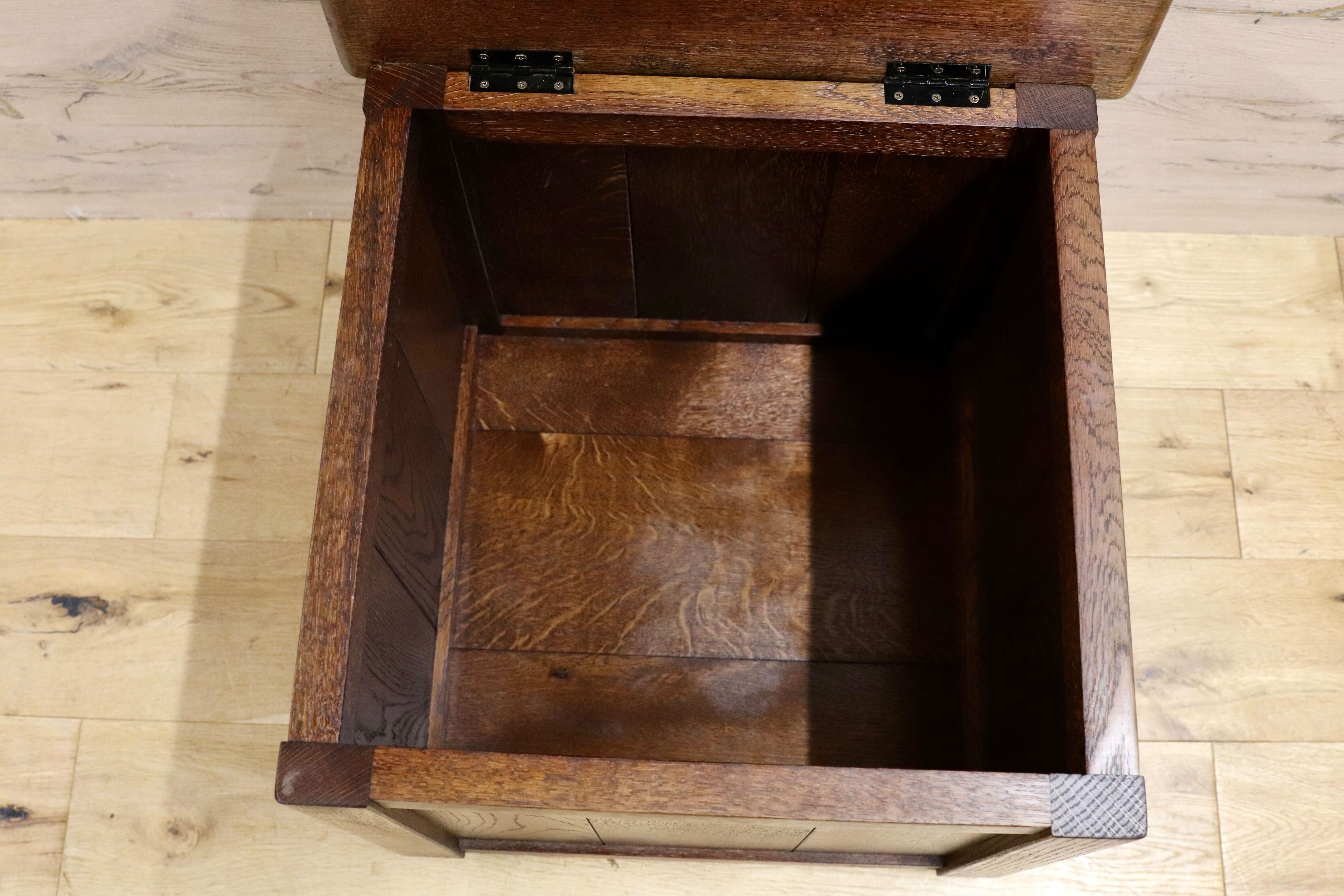 GMHN208C○オーク無垢材 収納付き スツール ボックス チェア キャスター付き 西洋 英国 オランダ ダッチカントリー アンティーク