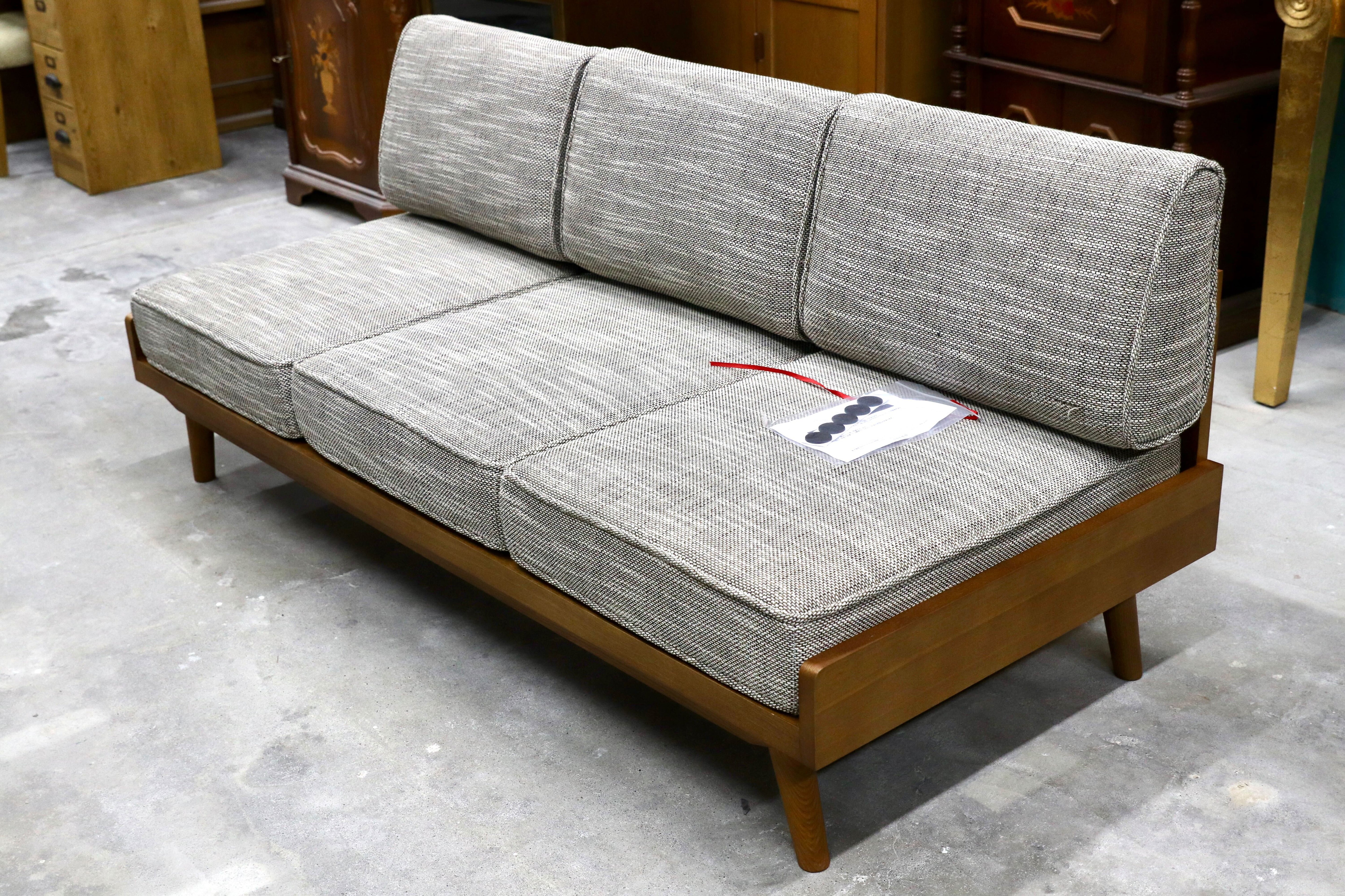 GMHK708○unico / ウニコ ALBERO アルベロ 3人掛けソファ トリプルソファ 北欧スタイル 約14万 24年製 モデルルーム展示品