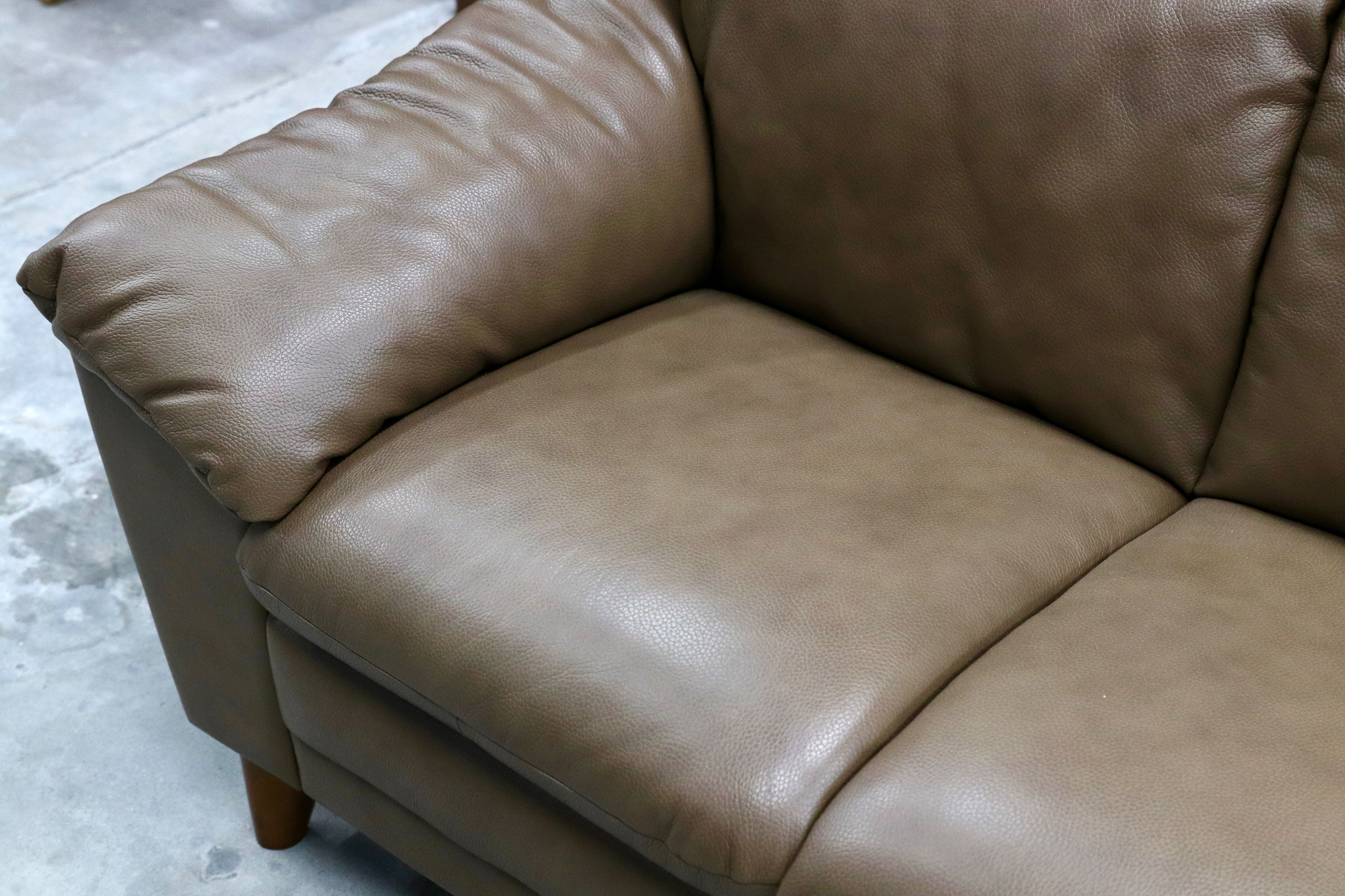 GMHK731○TWO-ONE STYLE ナフコ 3人掛けソファ トリプルソファ 本革 ブラウン 長椅子 約16万