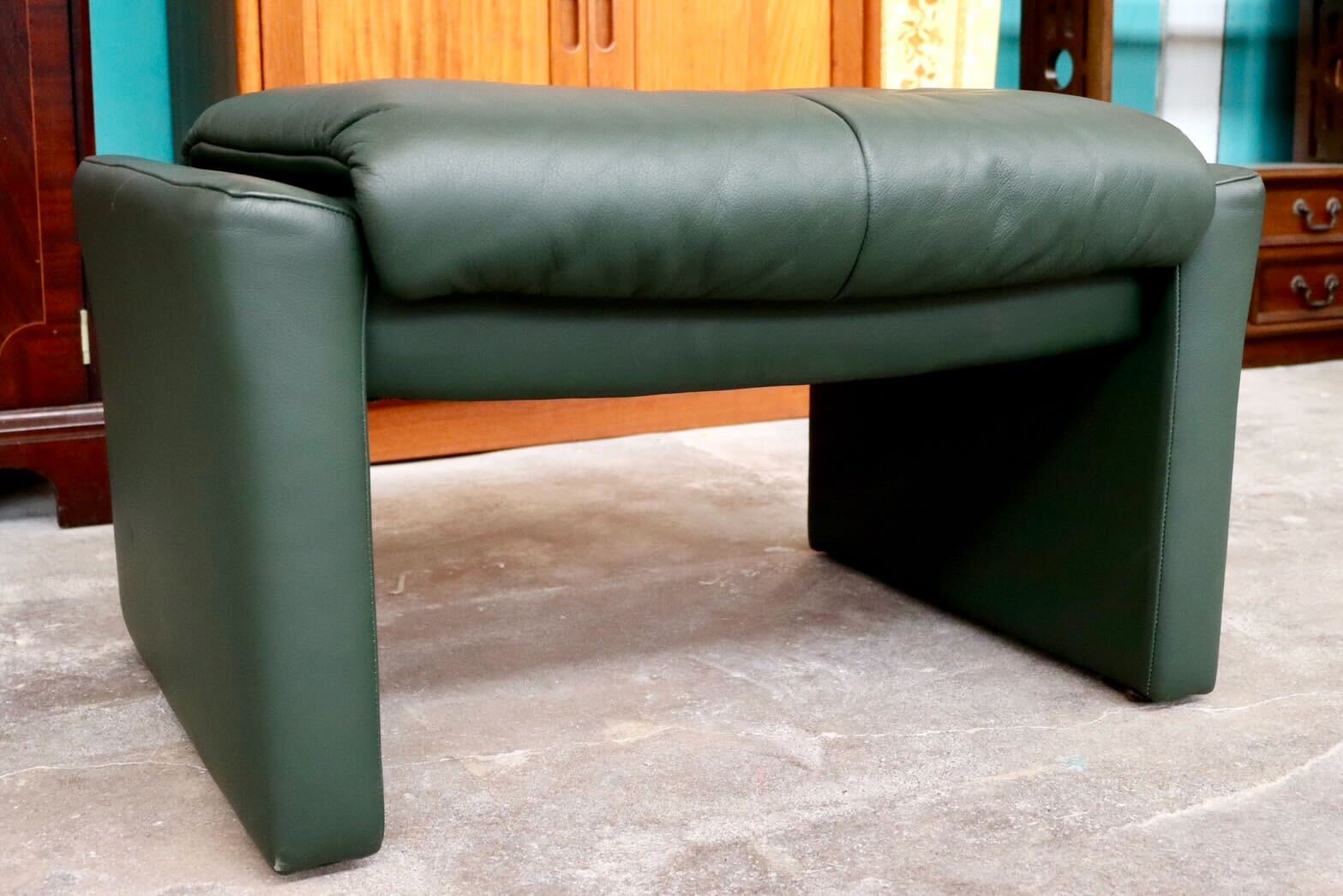 GMIH142B○erpo / エルポ Portofino ポルトフィノ オットマン フットスツール 腰掛け ドイツ 本革 グリーン 最高級 定価約18万