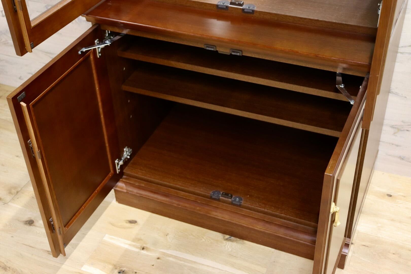 GMHS578○maruni / マルニ 地中海 キュリオケース 飾り棚 ハイボード キャビネット マホガニー材 ヨーロピアン 定価約35.8万