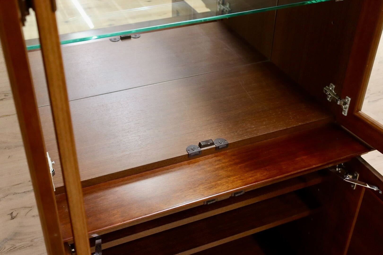 GMHS578○maruni / マルニ 地中海 キュリオケース 飾り棚 ハイボード キャビネット マホガニー材 ヨーロピアン 定価約35.8万