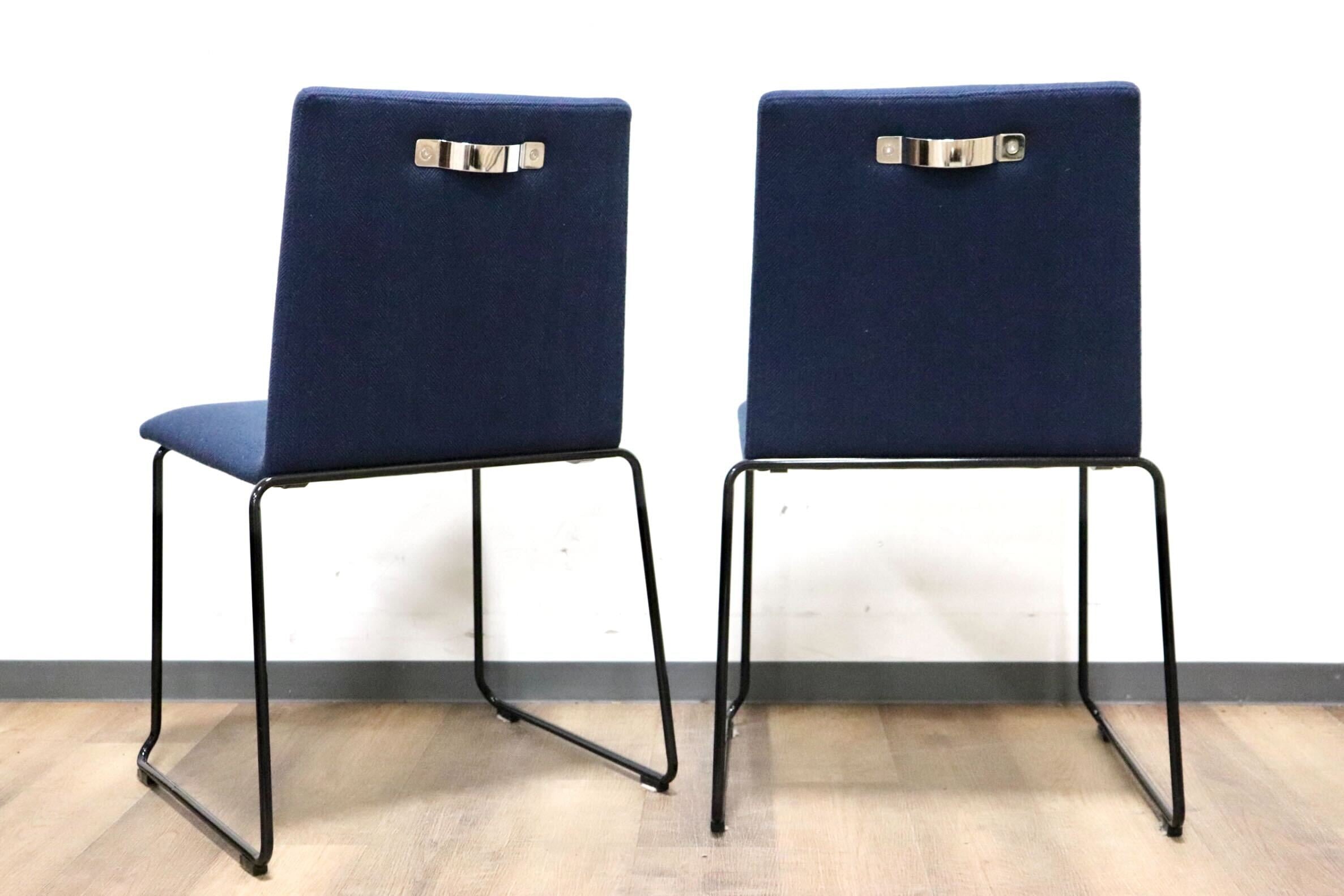 GMHH253C○AD CORE / エーディコア MD-202 ダイニングチェア スタッキング ファブリック ネイビー スチールレッグ 約11万 展示品