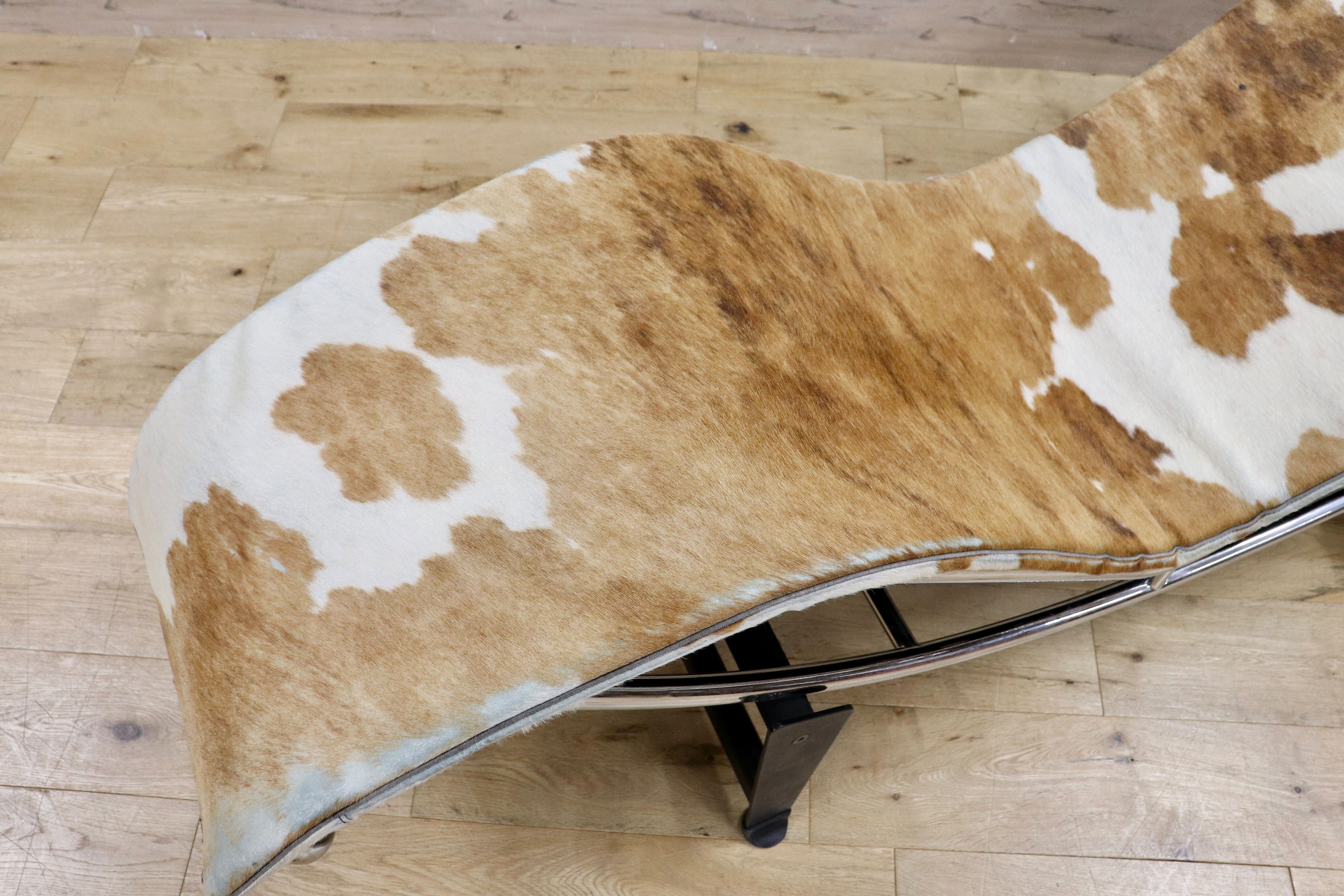 GMHK838○ル・コルビュジエ LC4 シェーズロング ハラコ ヴィンテージ デザイナーズ 椅子 チェア モダン 家具 約30万 リプロダクト