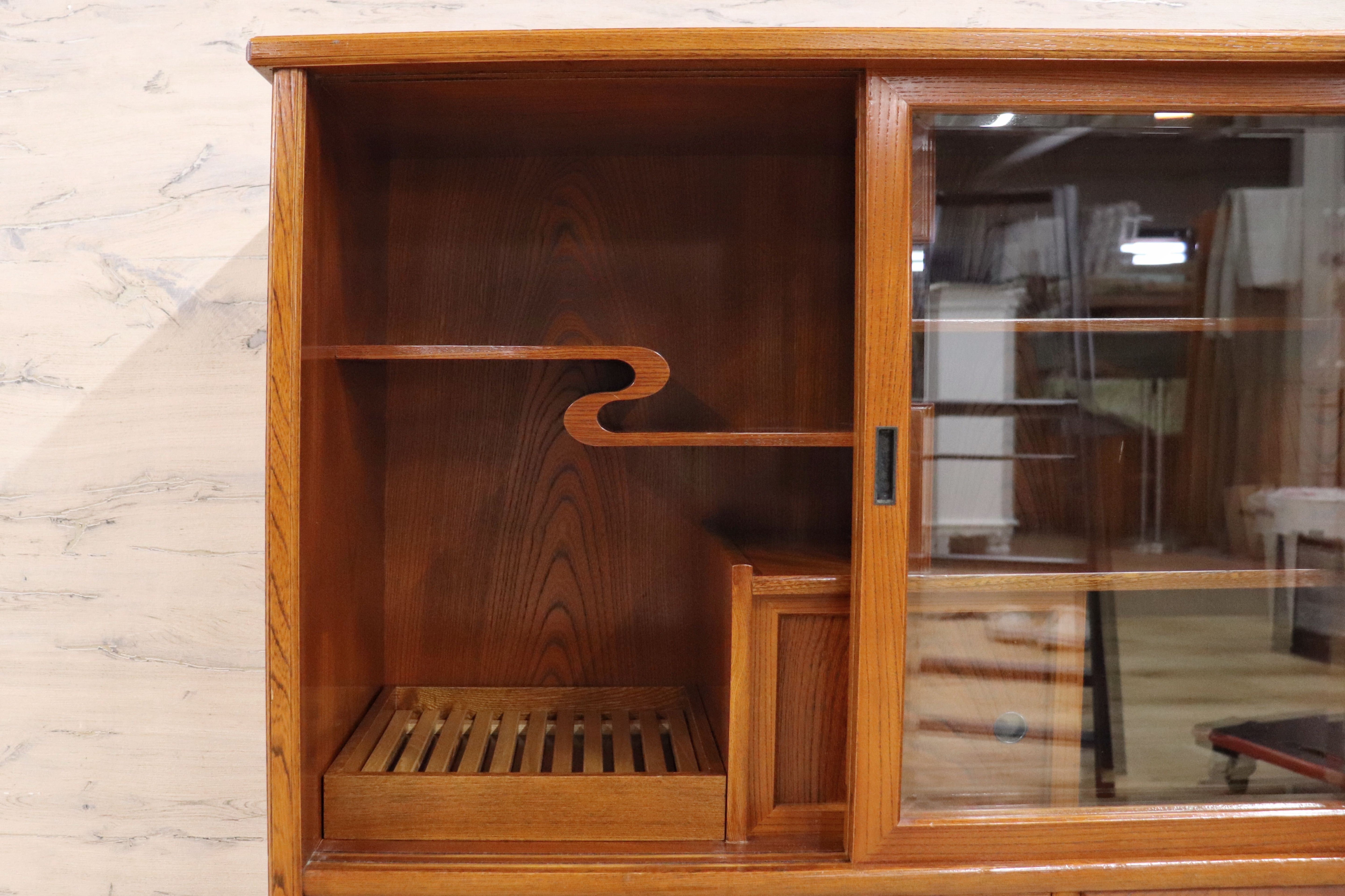 GMGH301○茶箪笥 欅材 小ぶりな茶棚 飾り棚 収納棚 民芸家具 和家具 和室 茶室 座敷 古民家 レトロ アンティーク 和モダン