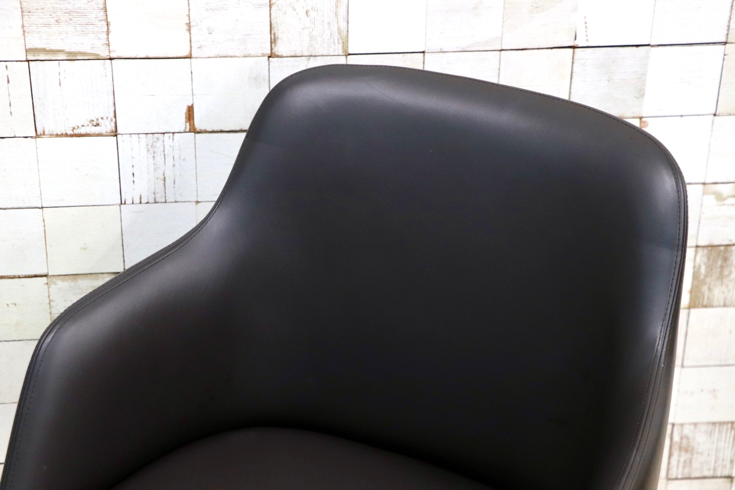 GMJK293G○Poliform / ポリフォーム ACTUS アクタス SOPHIE ソフィー アームチェア ダイニングチェア 椅子 本革 無垢材 イタリア 約35万円