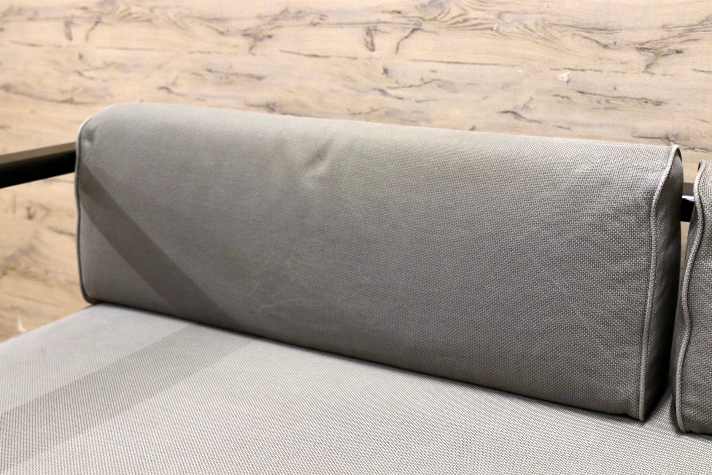 GMJK323○Cassina ixc. / カッシーナ イクスシー East by Eastwest BELLIS ベリス 2人掛けソファ ファブリック イタリアモダン