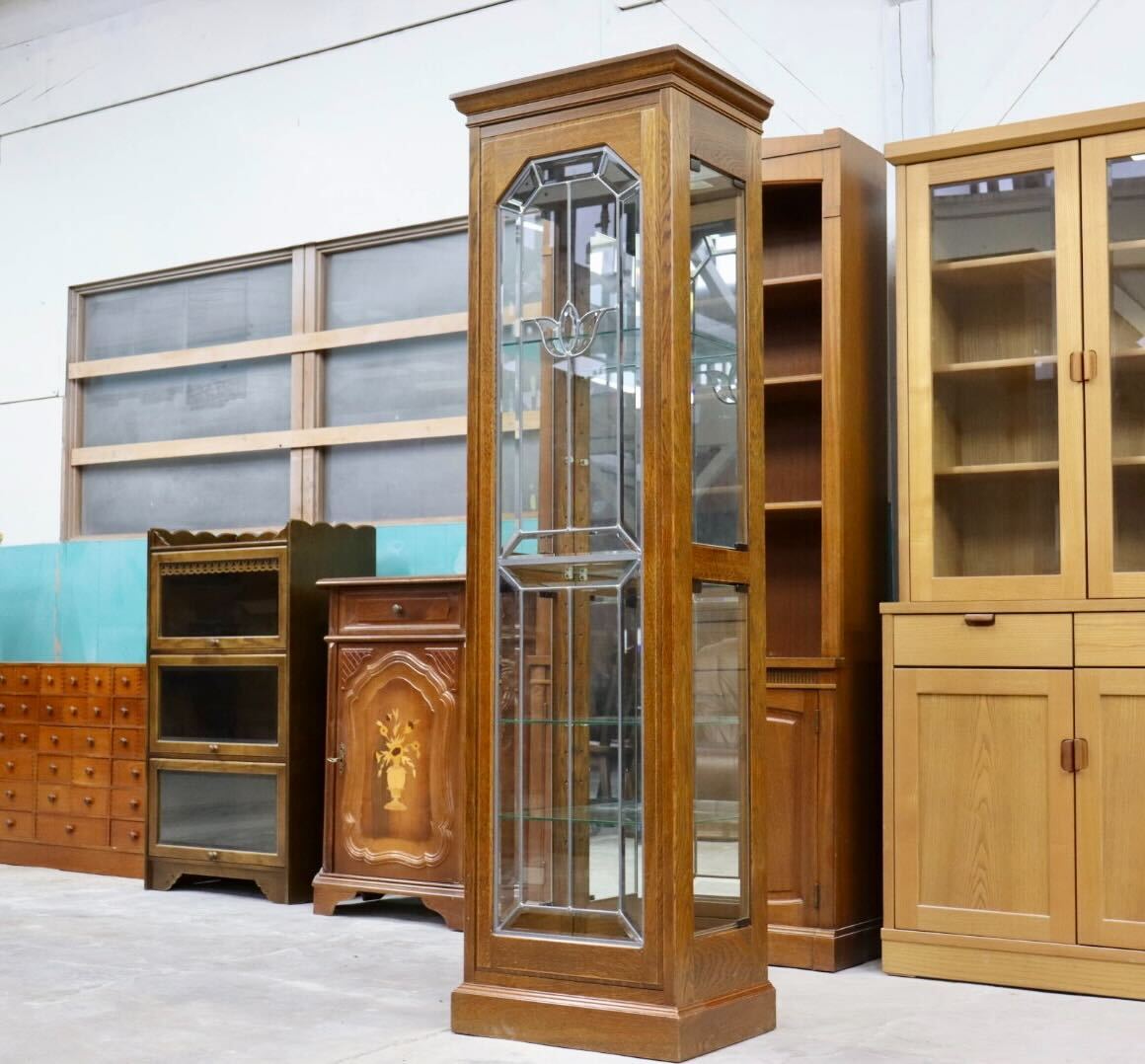 GMIK11○三越家具 Brugge ブルージュ キュリオケース 飾り棚 ショーケース キャビネット カントリーハウス クラシック 英国カントリー