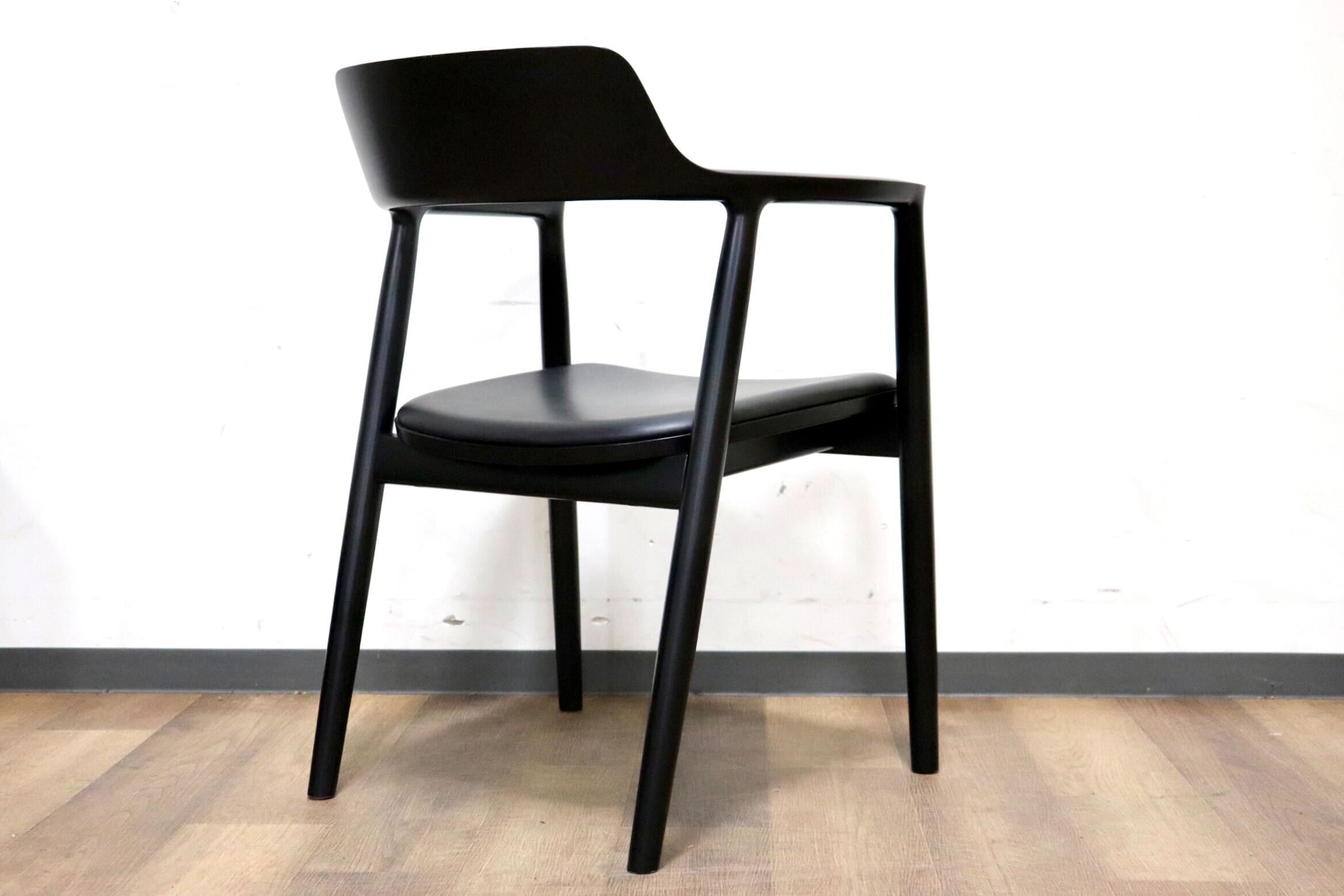 GMGH143○maruni / マルニ HIROSHIMA ヒロシマ ダイニングチェア 椅子 レザー モダン クラシック 深澤直人 定価約19.3万 展示品