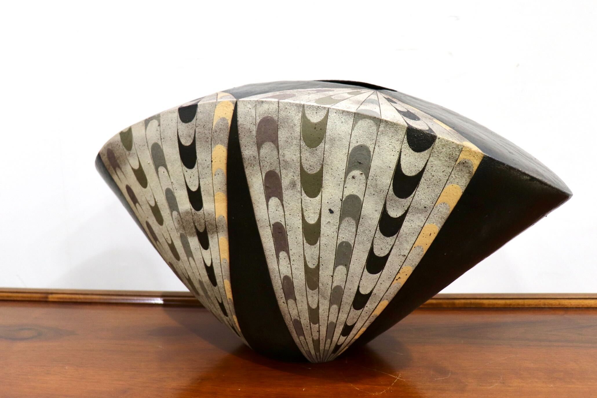 GMHO147A○市野哲次 作家物 花瓶 花器 花入 フラワーベース 壺 陶器 インテリア 花生 展示品