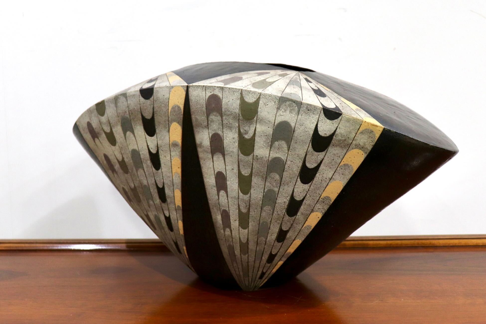 GMHO147A○市野哲次 作家物 花瓶 花器 花入 フラワーベース 壺 陶器 インテリア 花生 展示品