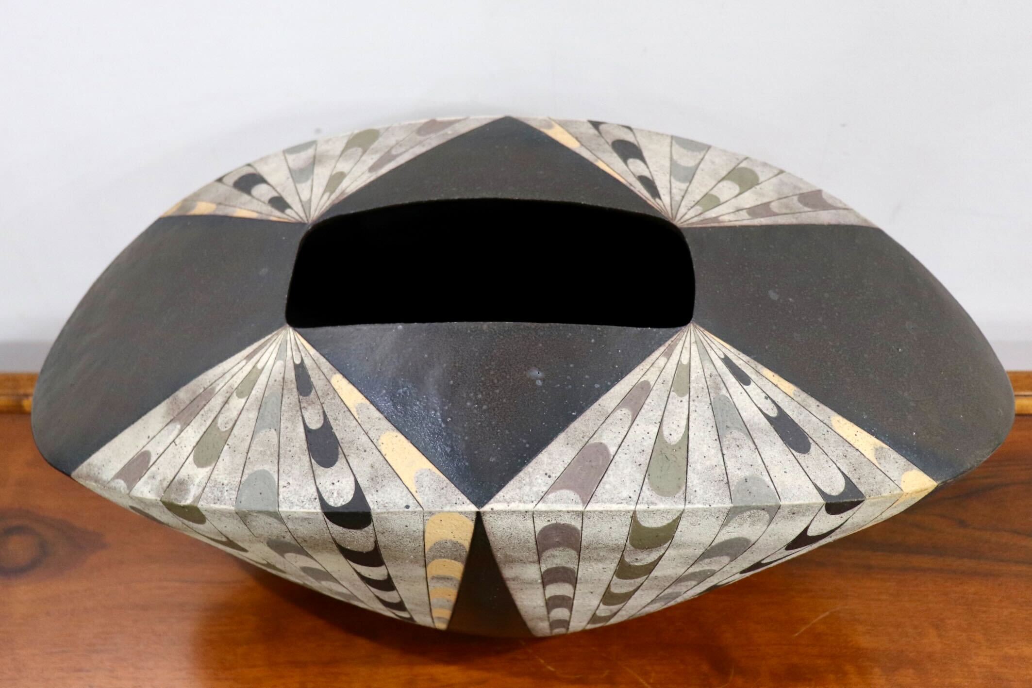 GMHO147A○市野哲次 作家物 花瓶 花器 花入 フラワーベース 壺 陶器 インテリア 花生 展示品