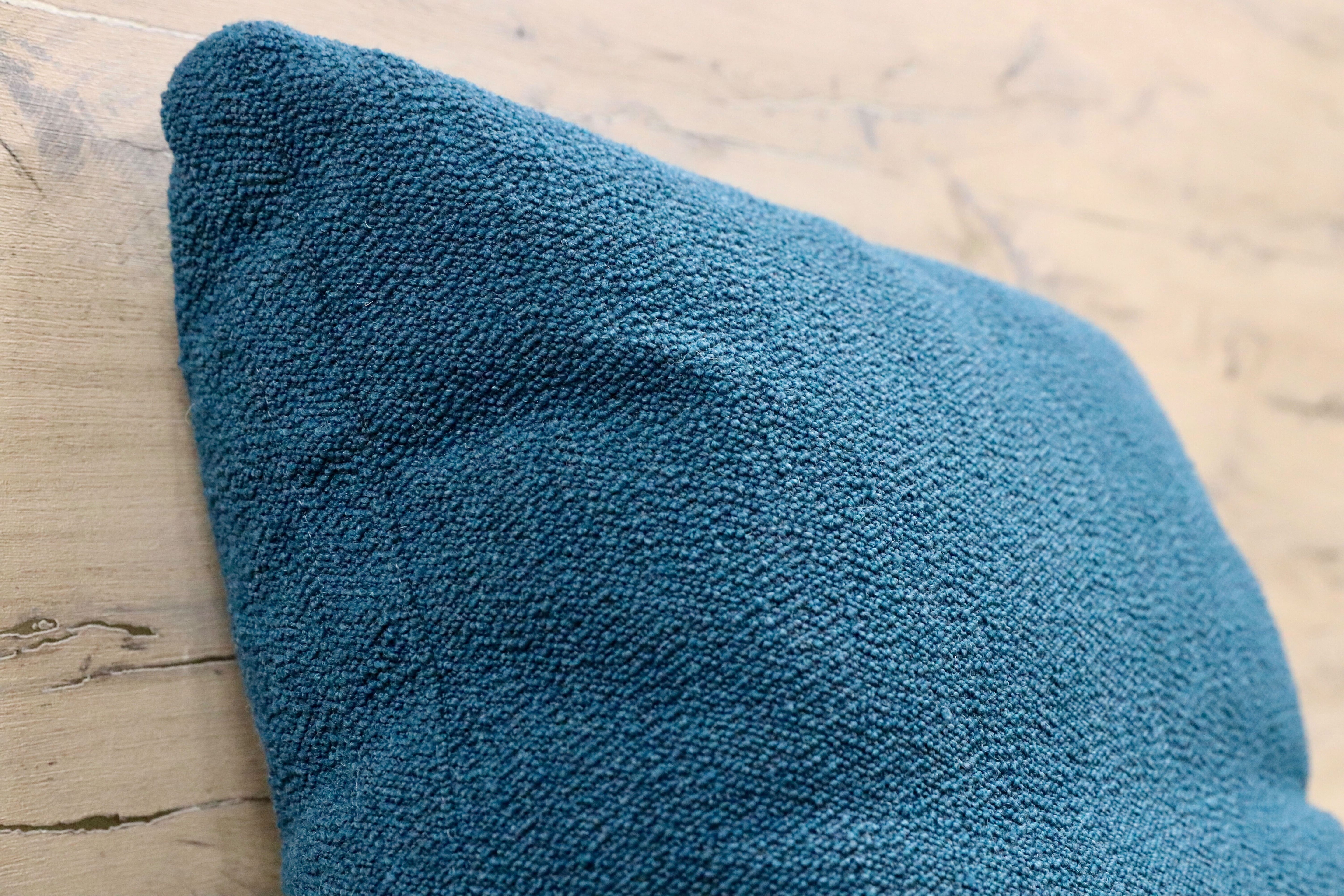 GMGH56○estic / エスティック クッション フェザークッション ファブリック スピガ SPIGA ブルー 約1.25万 モデルルーム展示品