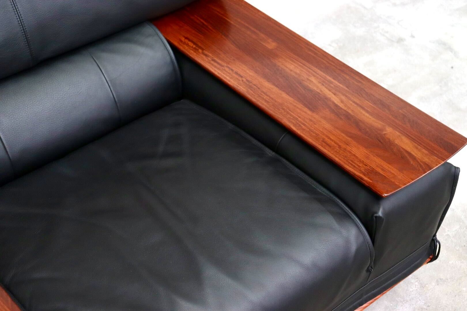 GMIK43A○karimoku / カリモク vivente ビベンテ 1人掛けソファ シングルソファ 本革 ブラック 花梨材 最高級 応接 定価約40万 美品