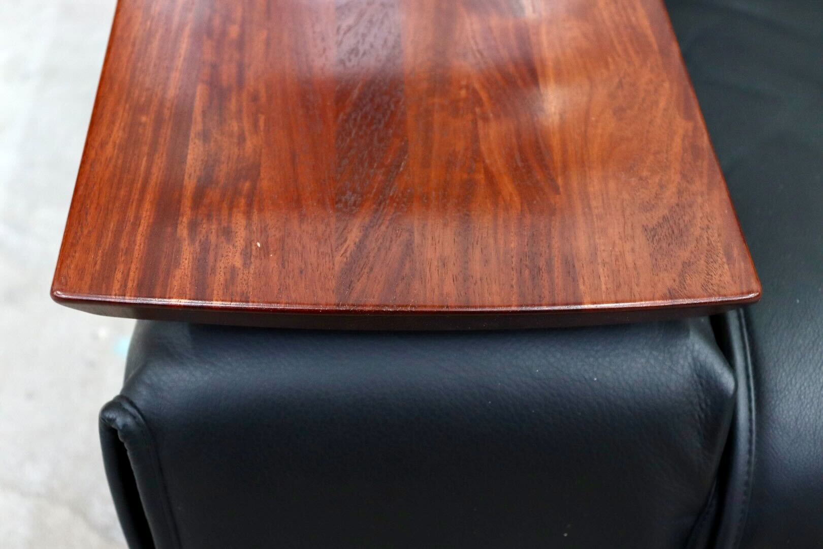 GMIK43A○karimoku / カリモク vivente ビベンテ 1人掛けソファ シングルソファ 本革 ブラック 花梨材 最高級 応接 定価約40万 美品