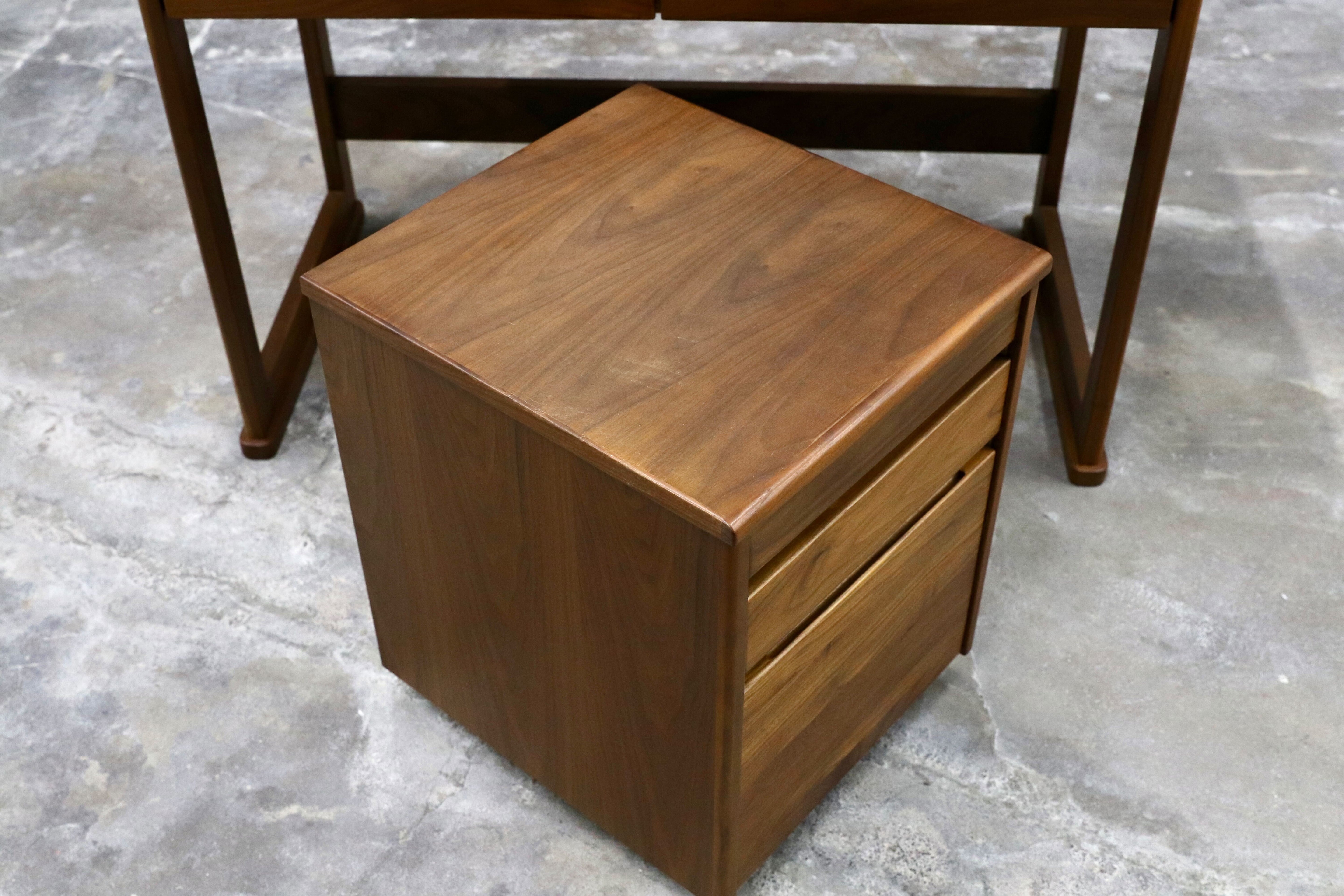GMIH225B○起立木工 / KIRITSU FURNITURE ウォールナット デスク&ワゴン 学習机 勉強机 北欧モダン