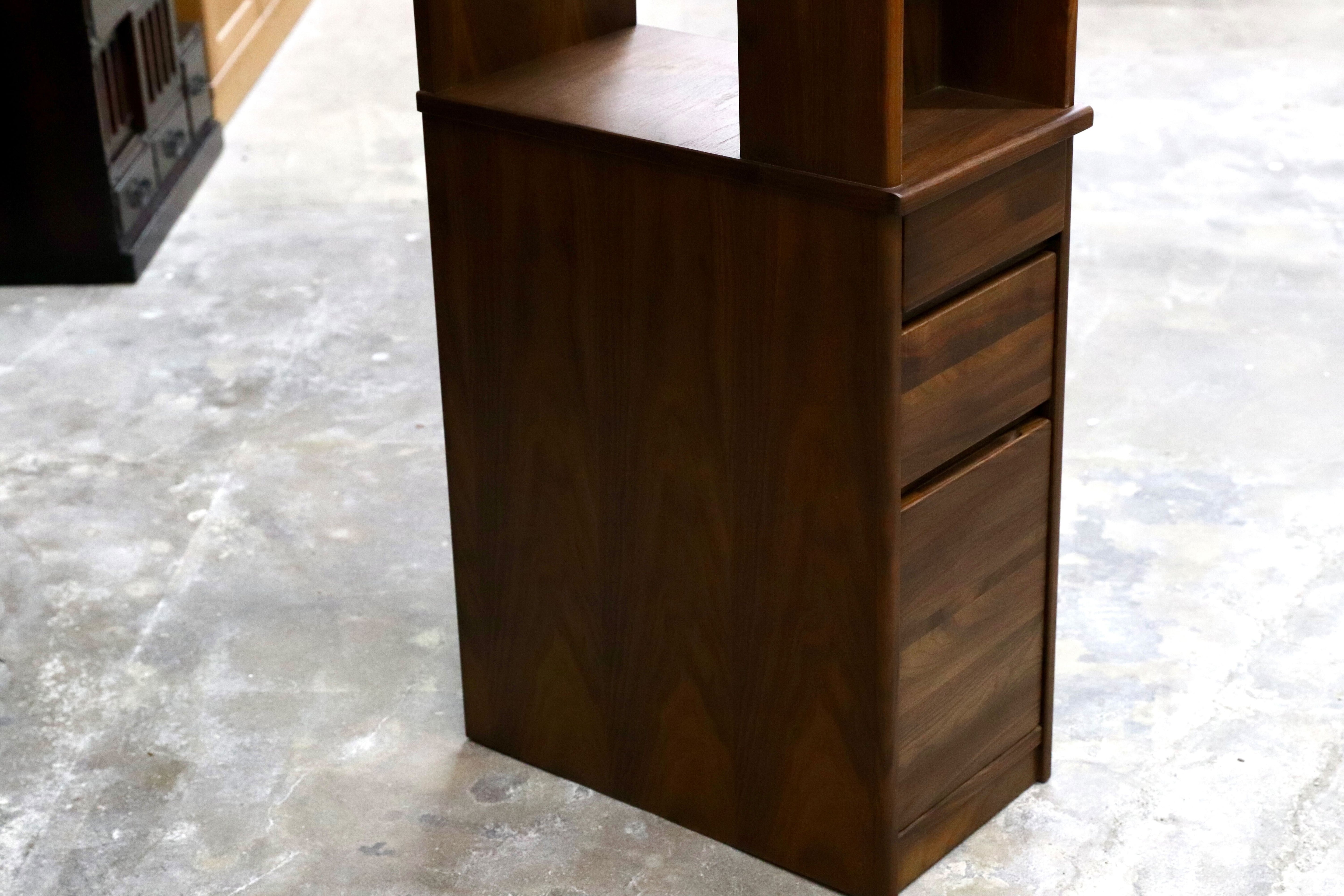 GMIH225C○起立木工 / KIRITSU FURNITURE ウォールナット デスクサイドラック 本棚 ブックシェルフ 棚 オープンシェルフ 北欧モダン