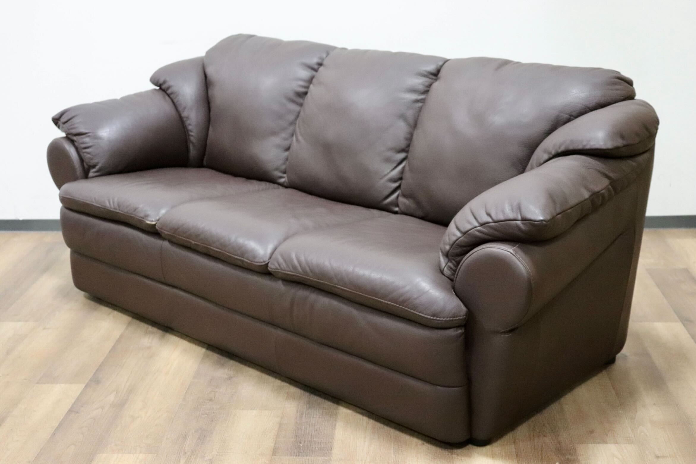 GMGH307B○enzo dambrosio / エンツォダンブロシオ 3人掛けソファ トリプルソファ 本革 ブラウン イタリア製 IDC大塚家具 定価約40万