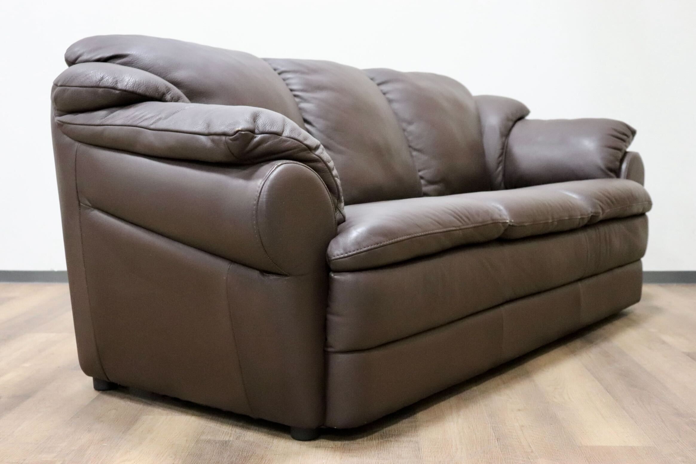 GMGH307B○enzo dambrosio / エンツォダンブロシオ 3人掛けソファ トリプルソファ 本革 ブラウン イタリア製 IDC大塚家具 定価約40万