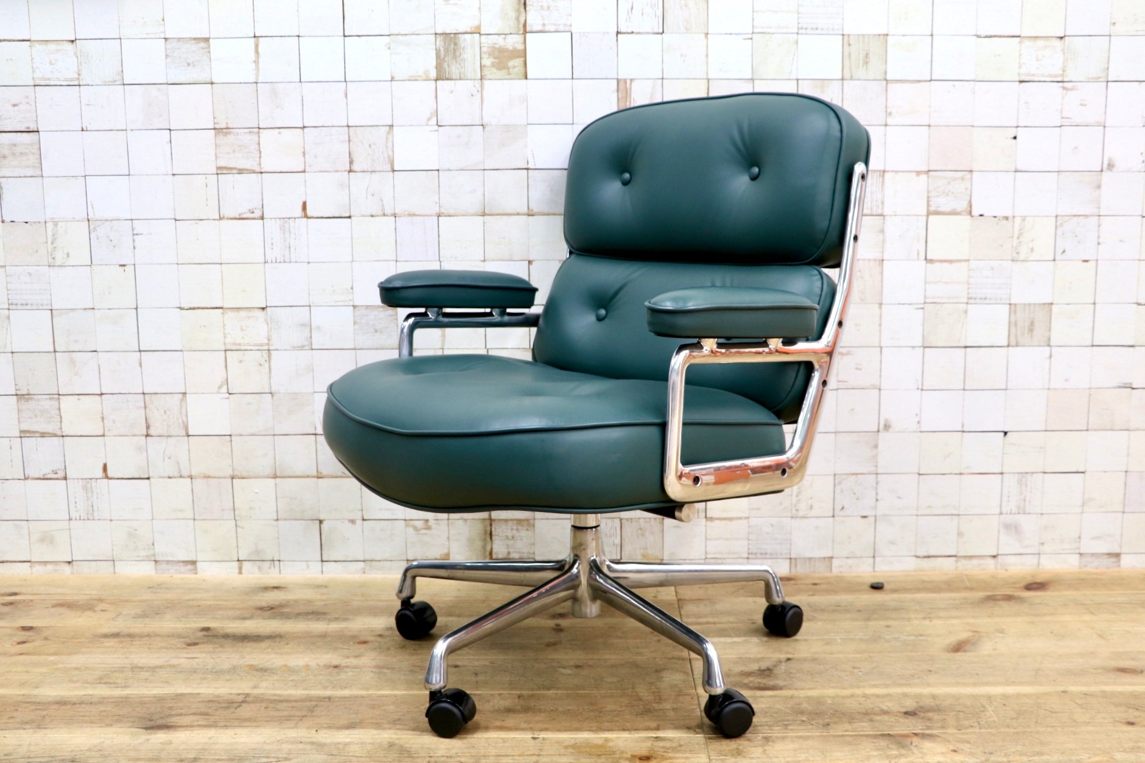 GMJO87M○Herman Miller / ハーマンミラー イームズ エグゼクティブチェア タイムライフチェア 本革 グリーン チャールズ&レイ 定価約95万