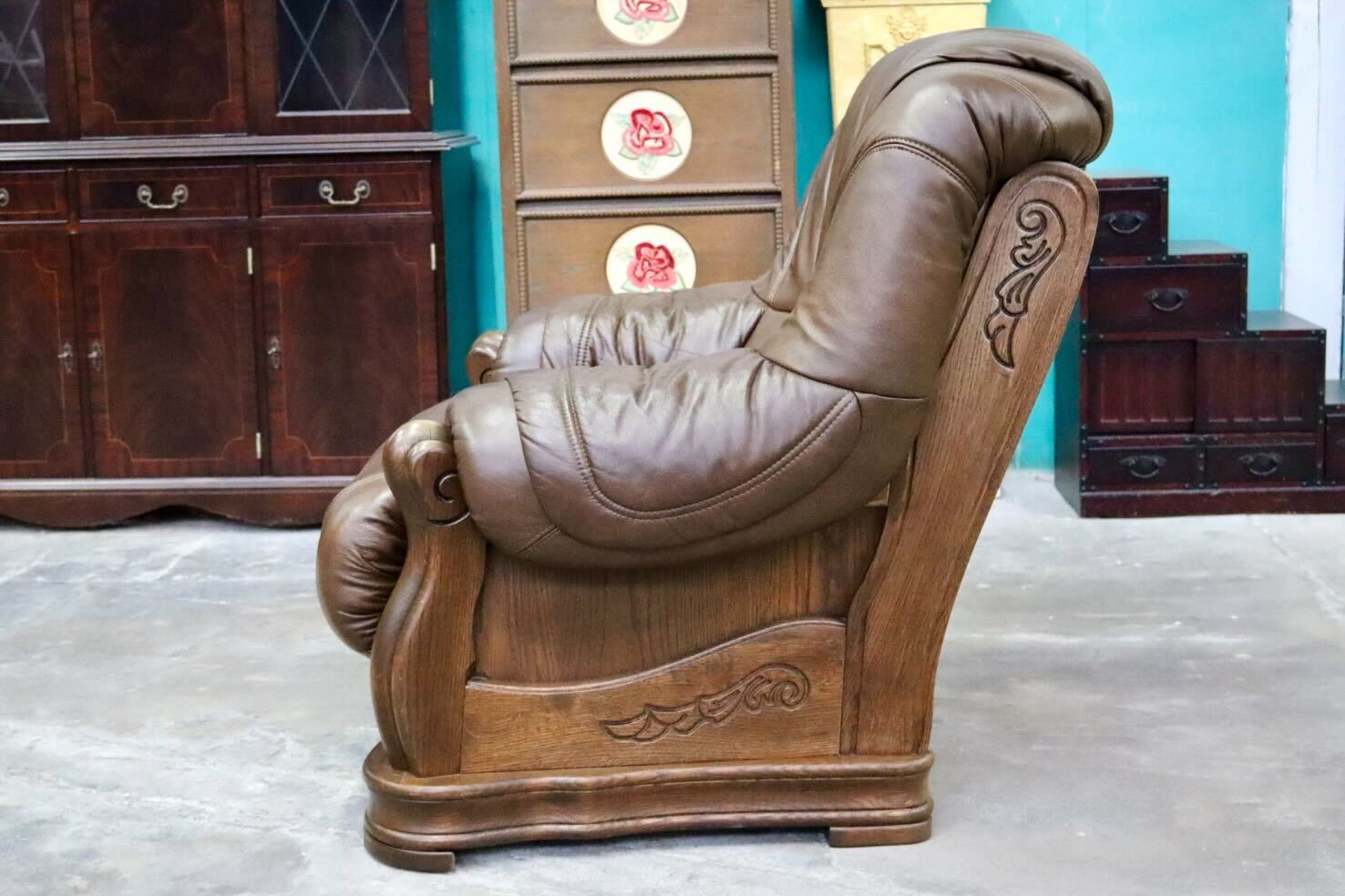 GMIK622A○オランダ製 ダッチカントリー 1人掛けソファ シングルソファ オーク材 本革 応接 リビング ブラウン ヴィンテージ 約35万