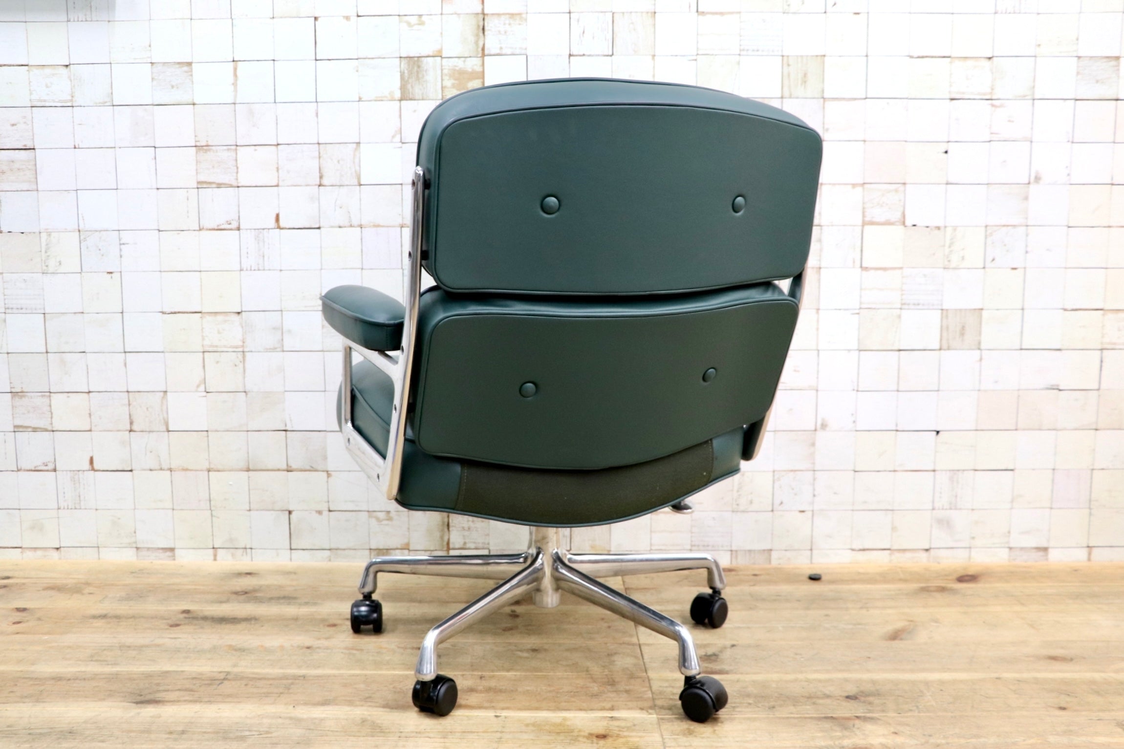 GMJO87M○Herman Miller / ハーマンミラー イームズ エグゼクティブチェア タイムライフチェア 本革 グリーン チャールズ&レイ 定価約95万