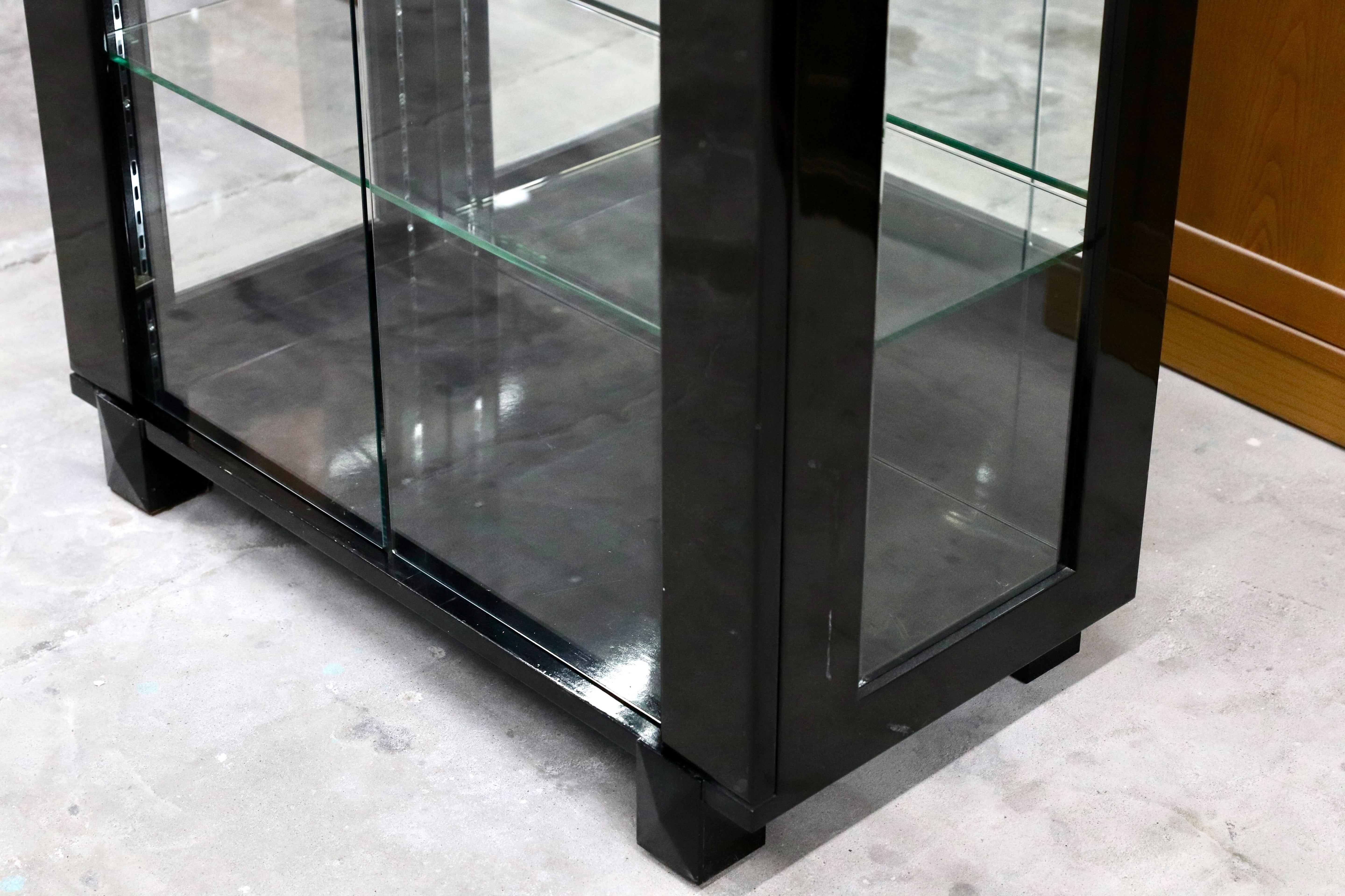 GMHH292○IDC大塚家具 スプレンダー ガラスキャビネット 飾り棚 ダークグリーン バーズアイメープル クラシック エレガント 約48万