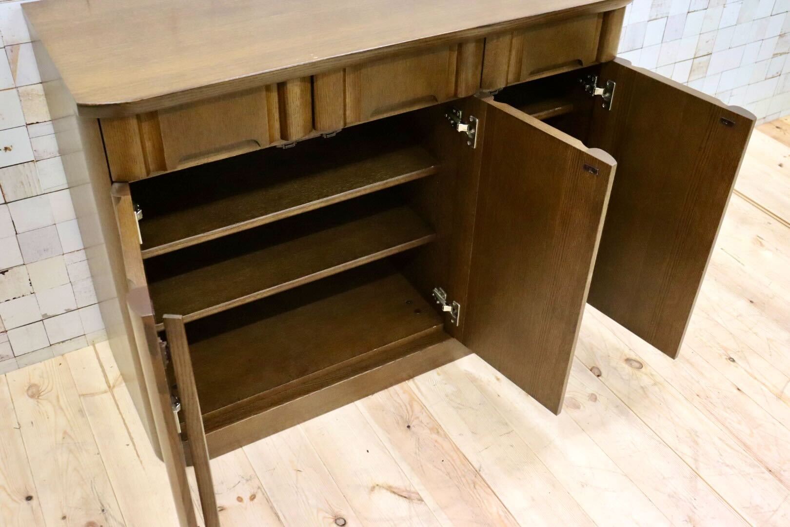 GMHS41○shirakawa / シラカワ サイドボード キャビネット リビング収納 飾り棚 楢材 無垢 モダン 飛騨家具 国産家具