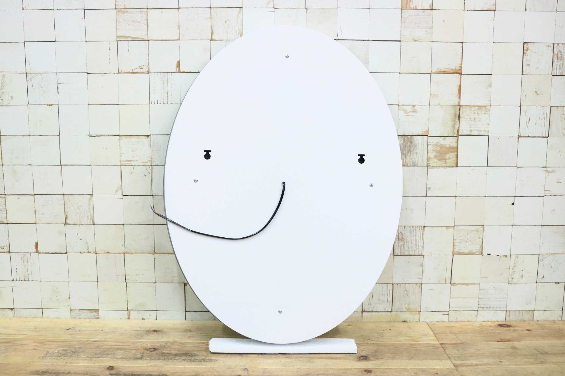 GMIK747A◯ウォールミラー 壁掛け鏡 壁掛けミラー 立て掛けミラー オーバルミラー 楕円形 照明付き フレームレス 店舗什器 モダン 未使用