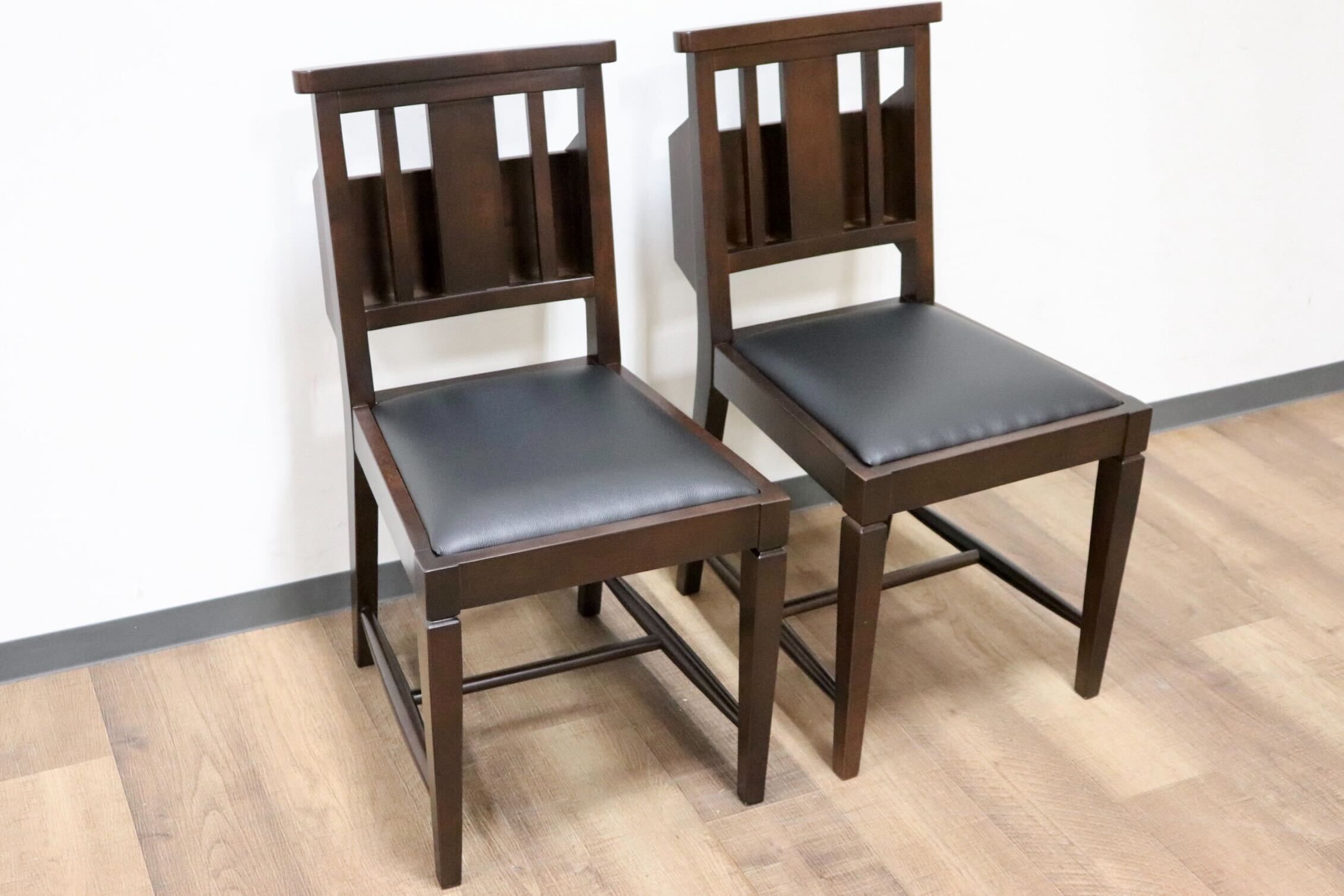 GMGN342S○CHERRY FURNITURE / 桜屋工業 ダイニングチェア チャーチチェア マガジンラック 合皮 ダークブラウン 2脚セット モダン 未使用品
