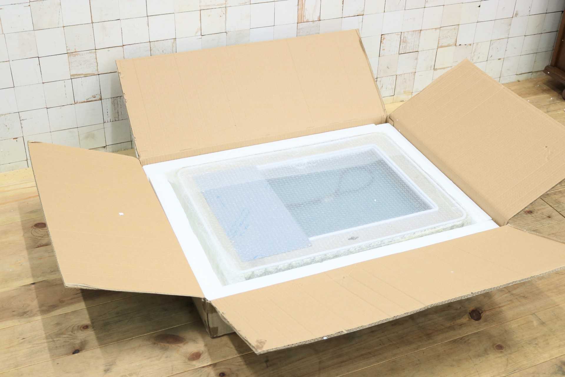 GMIK747B◯ウォールミラー 壁掛け鏡 壁掛けミラー 立て掛けミラー 鏡 照明付き 長方形 クリスタル 店舗什器 インテリア 未使用