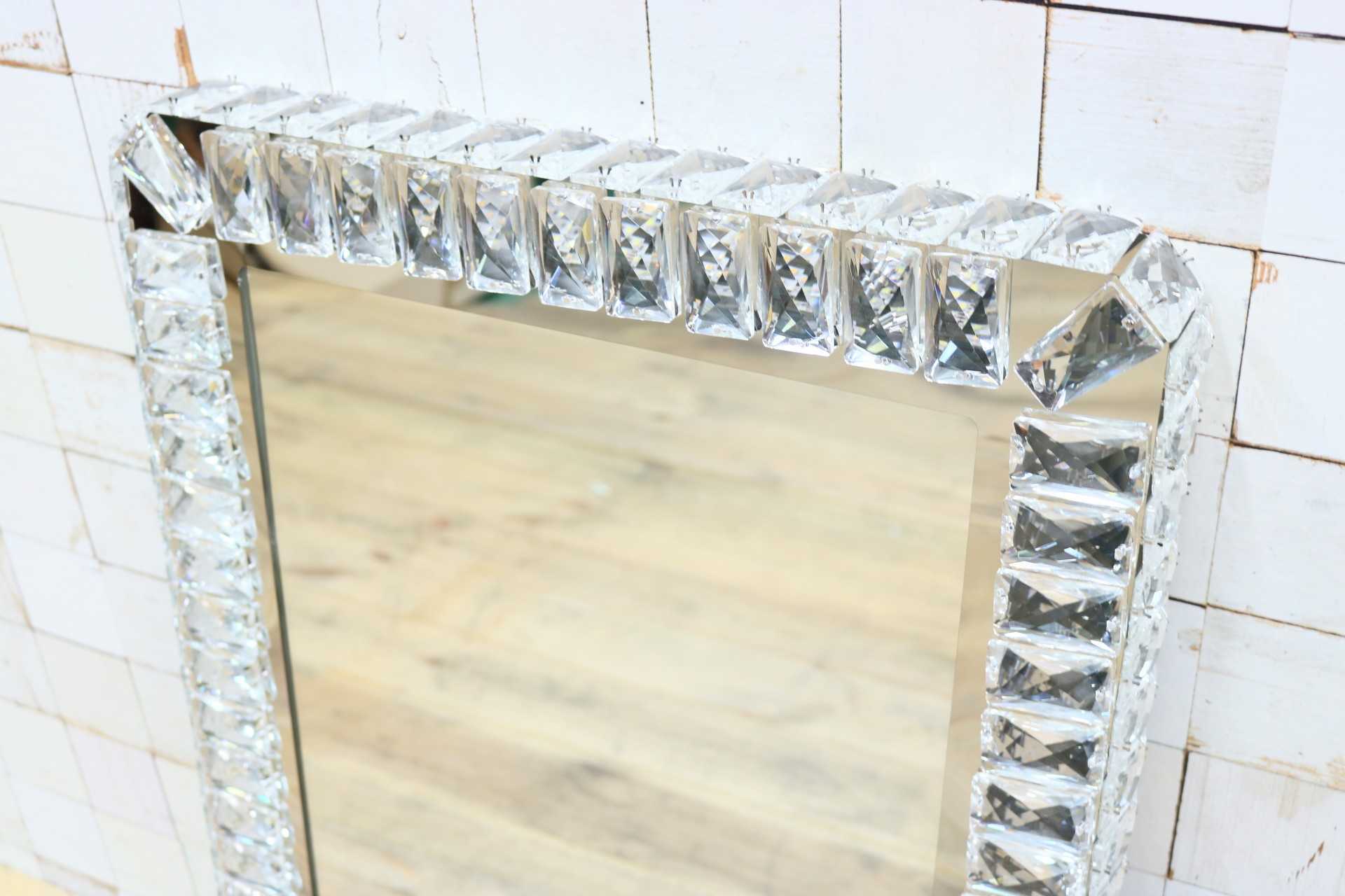 GMIK747B◯ウォールミラー 壁掛け鏡 壁掛けミラー 立て掛けミラー 鏡 照明付き 長方形 クリスタル 店舗什器 インテリア 未使用