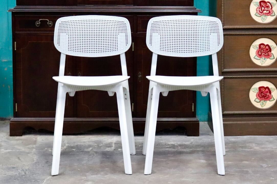 GMIS275A○KRISTALIA / クリスタリア COLANDER ダイニングチェア 椅子 2脚セット スタッキング モダン イタリア 白 展示品 定価約10万